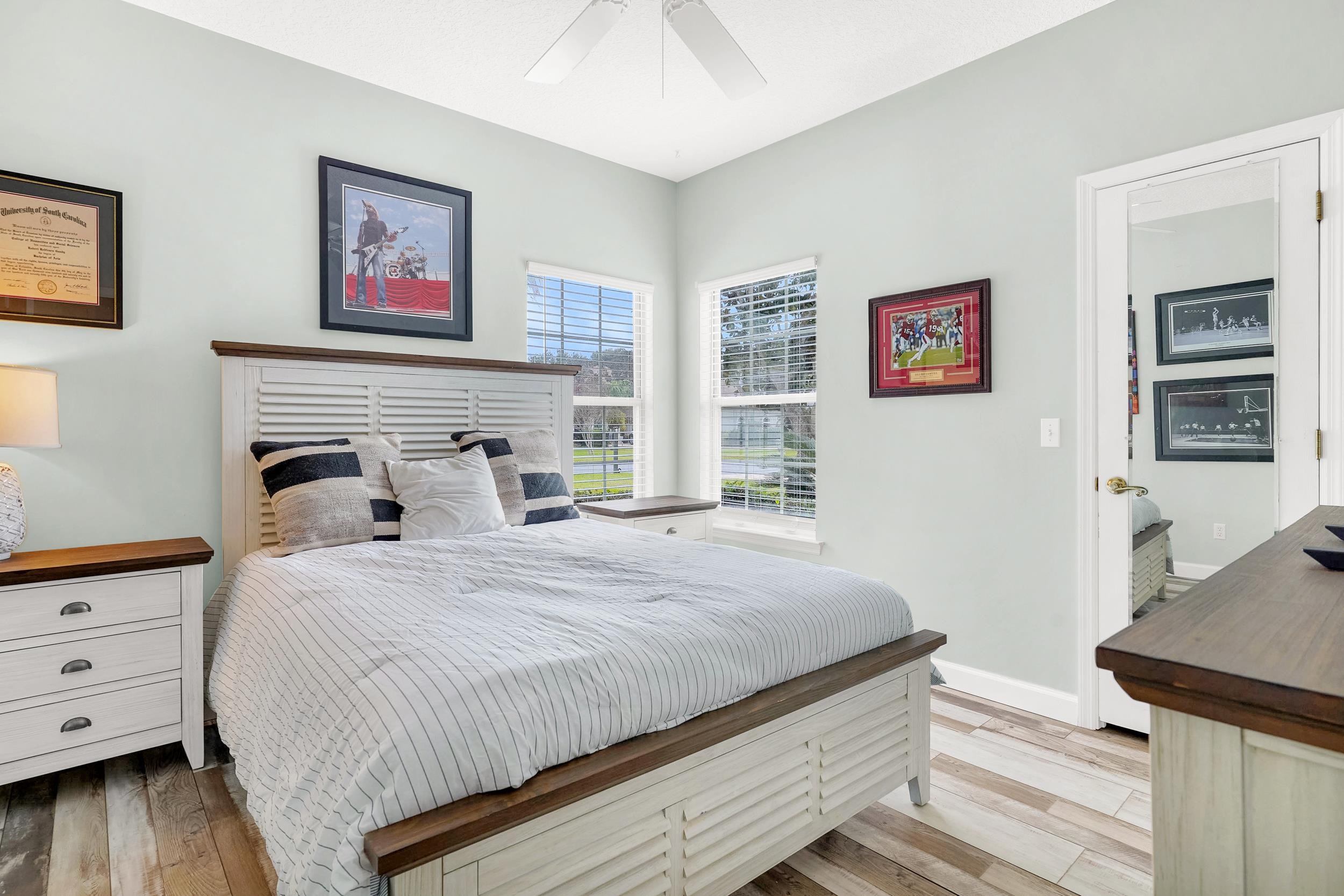 Image 17 of 43 For 507 Lakeway Dr