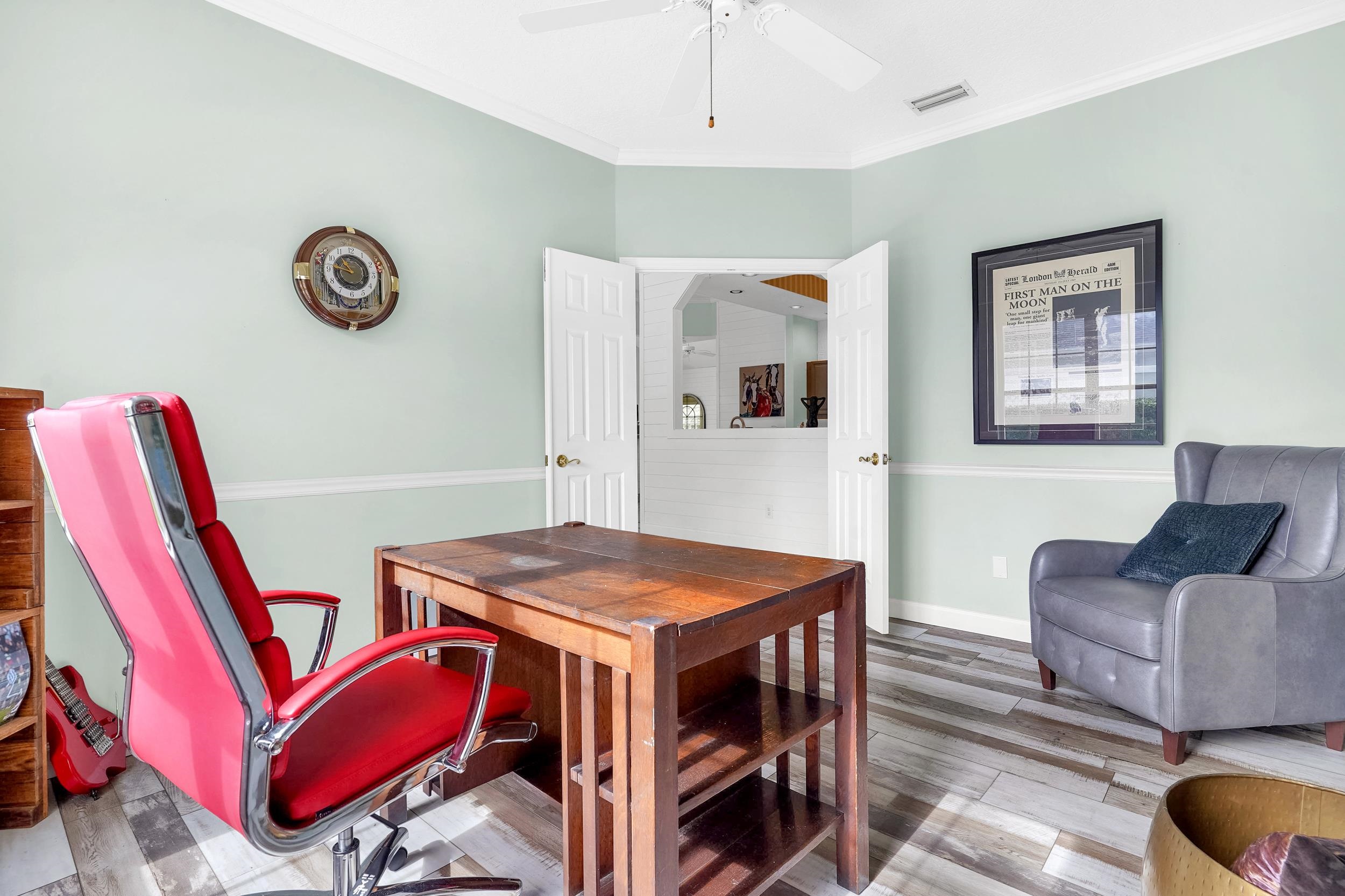 Image 20 of 43 For 507 Lakeway Dr