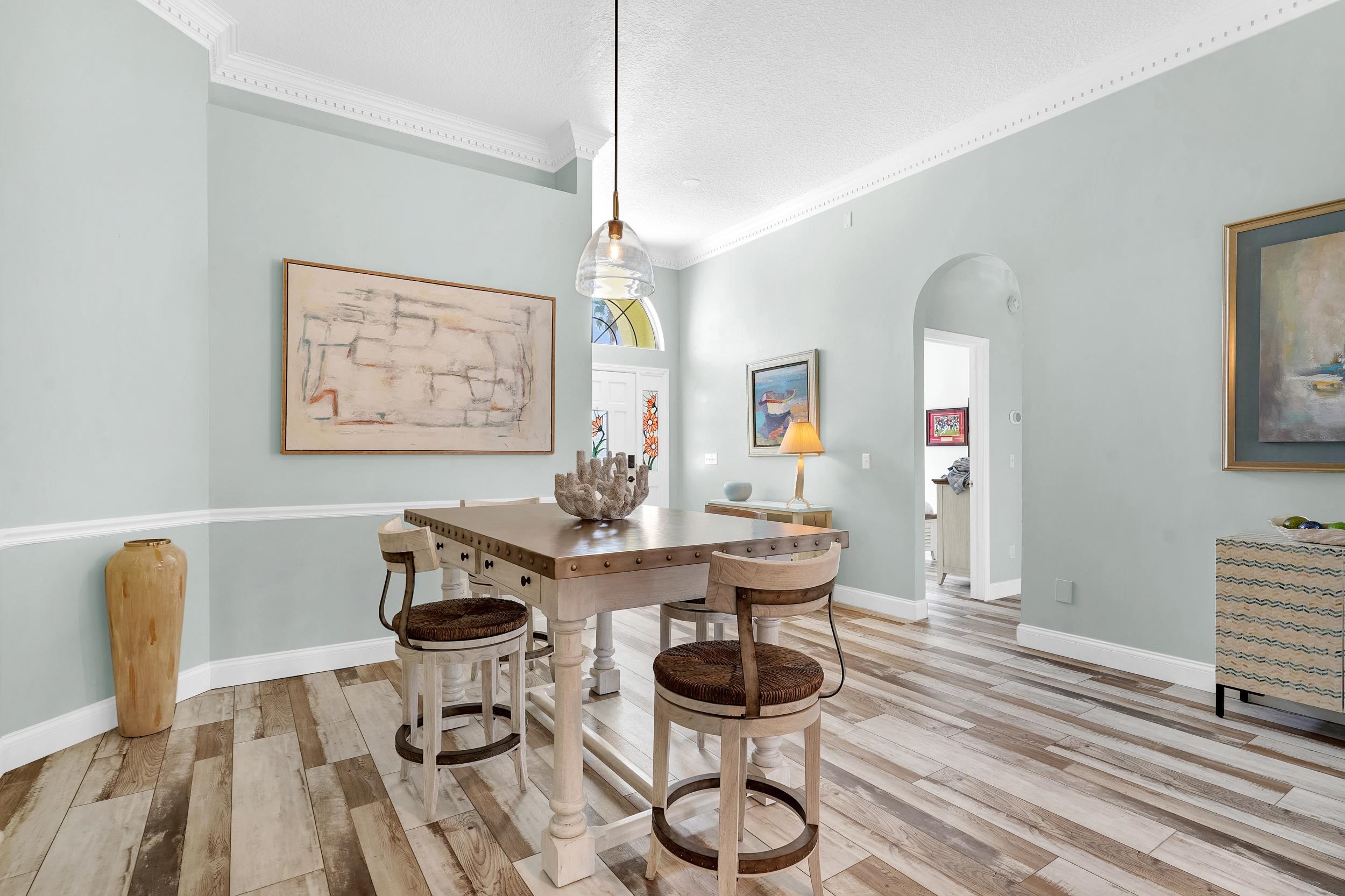 Image 24 of 43 For 507 Lakeway Dr