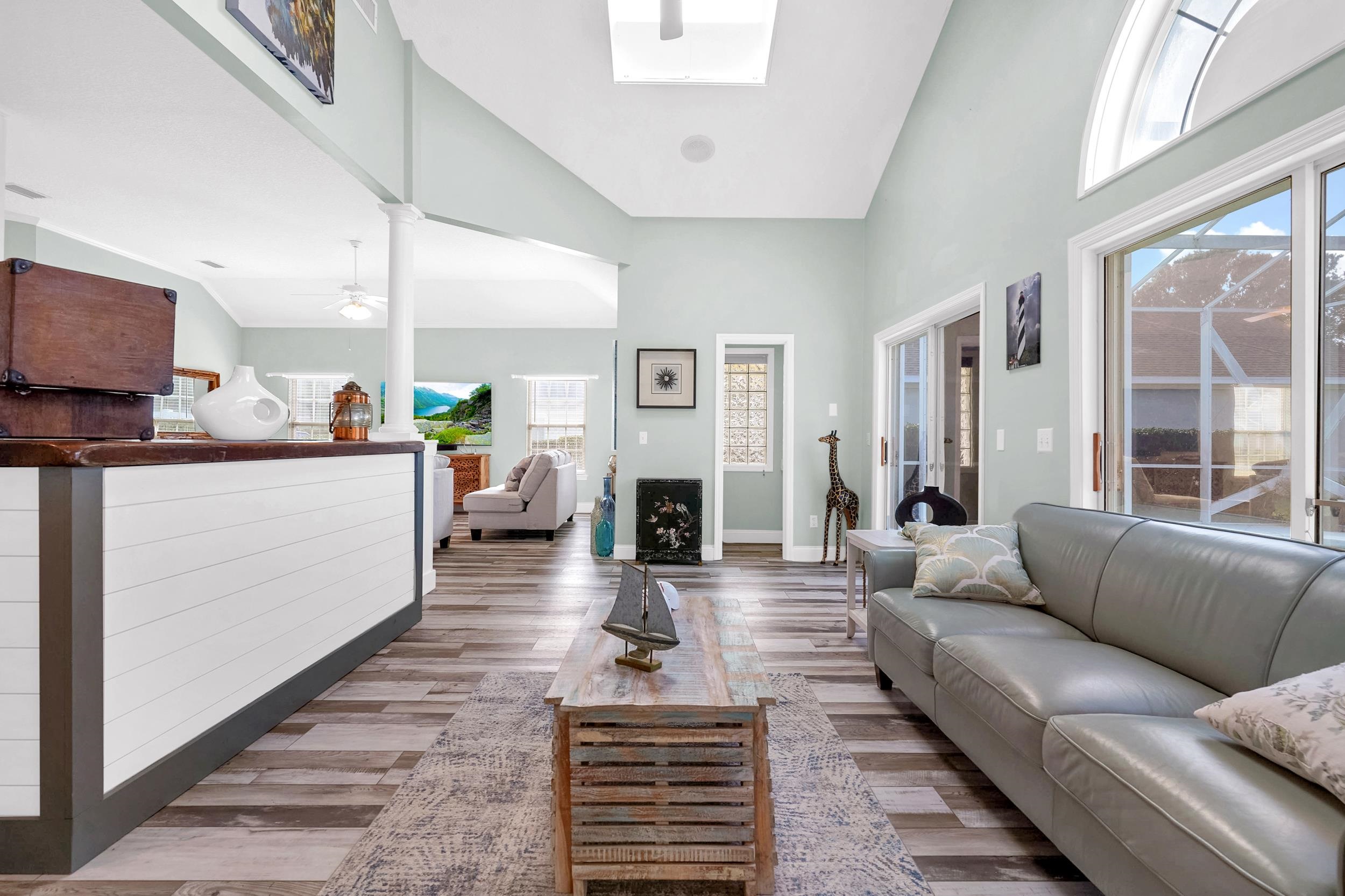 Image 32 of 43 For 507 Lakeway Dr