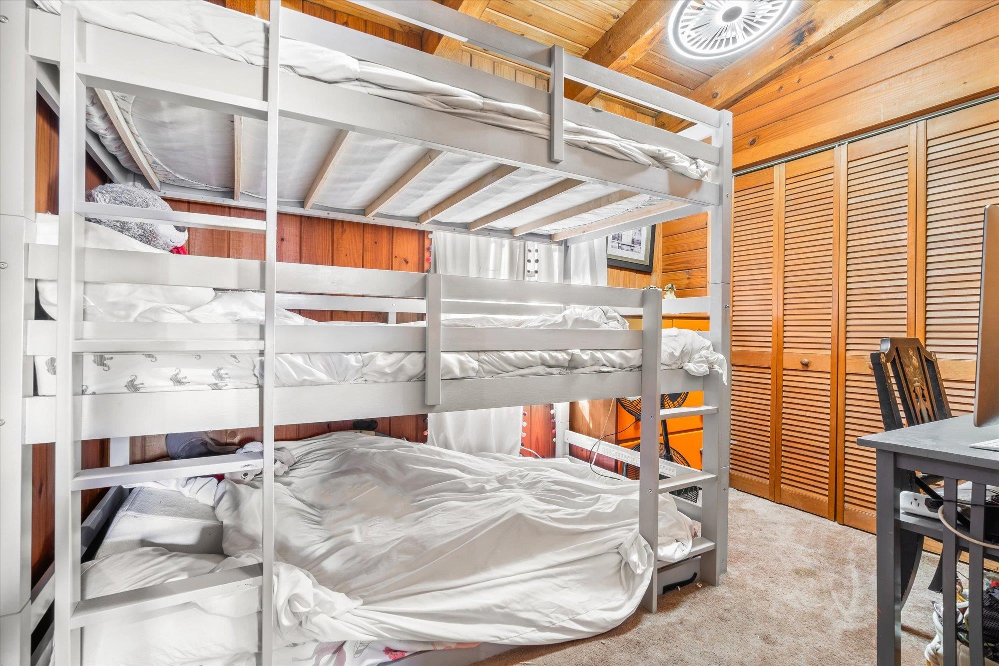 Image 21 of 83 For 5994-1&2 Splendora Ln