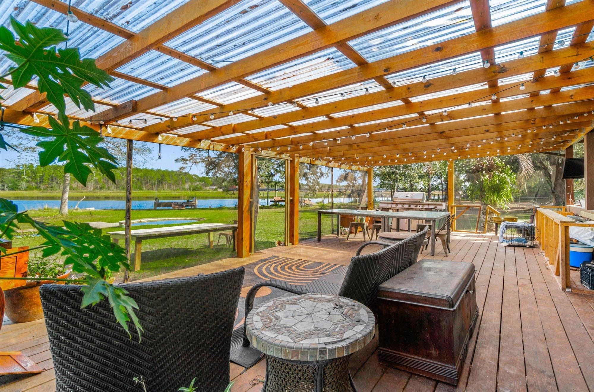 Image 22 of 83 For 5994-1&2 Splendora Ln