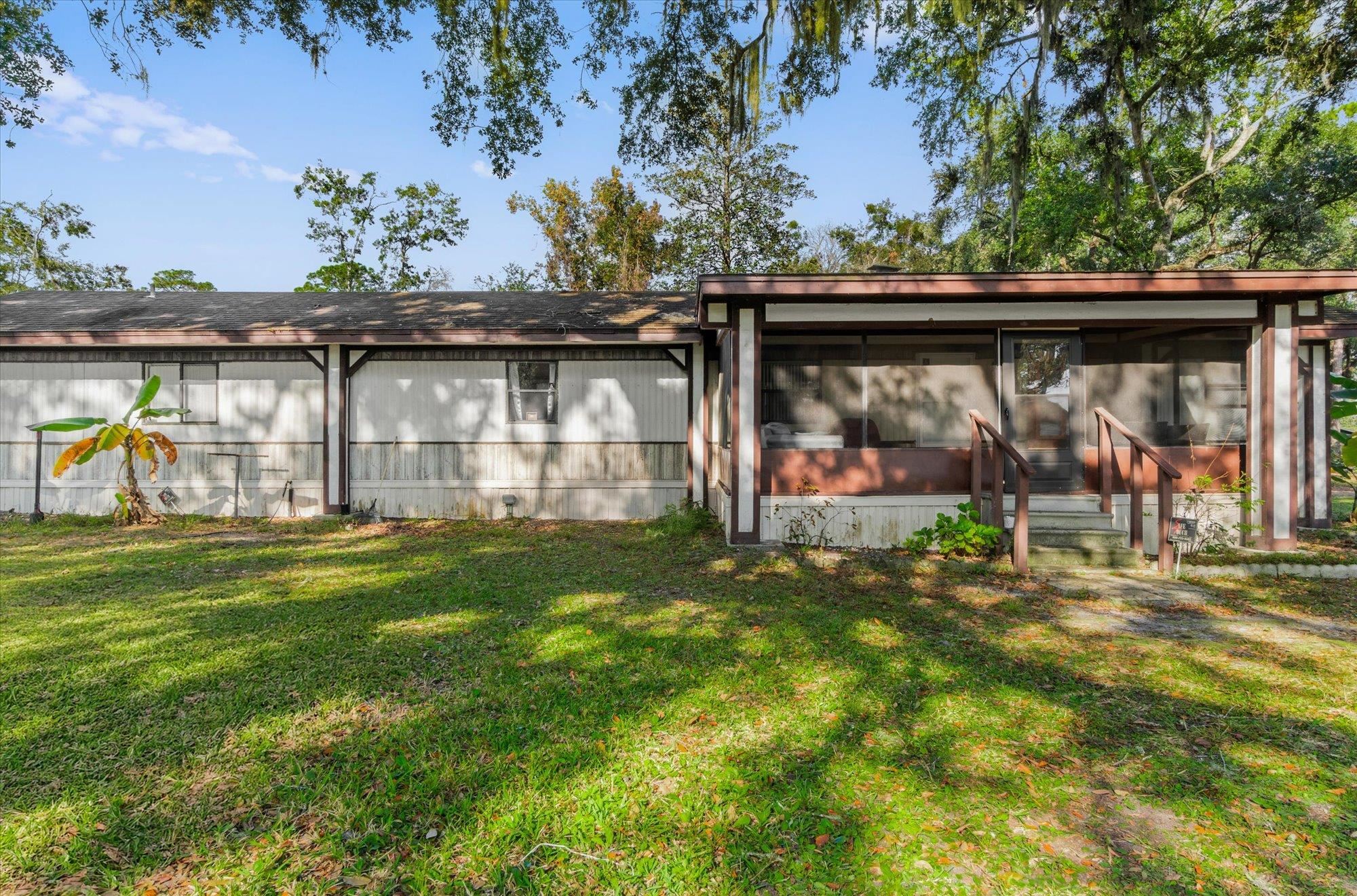 Image 39 of 83 For 5994-1&2 Splendora Ln