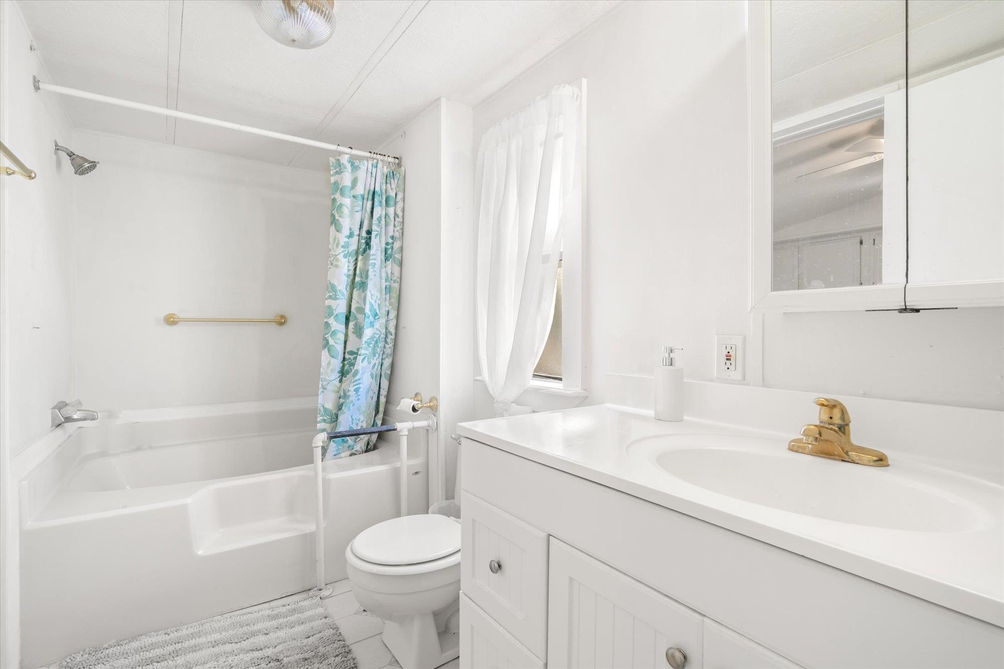 Image 48 of 83 For 5994-1&2 Splendora Ln