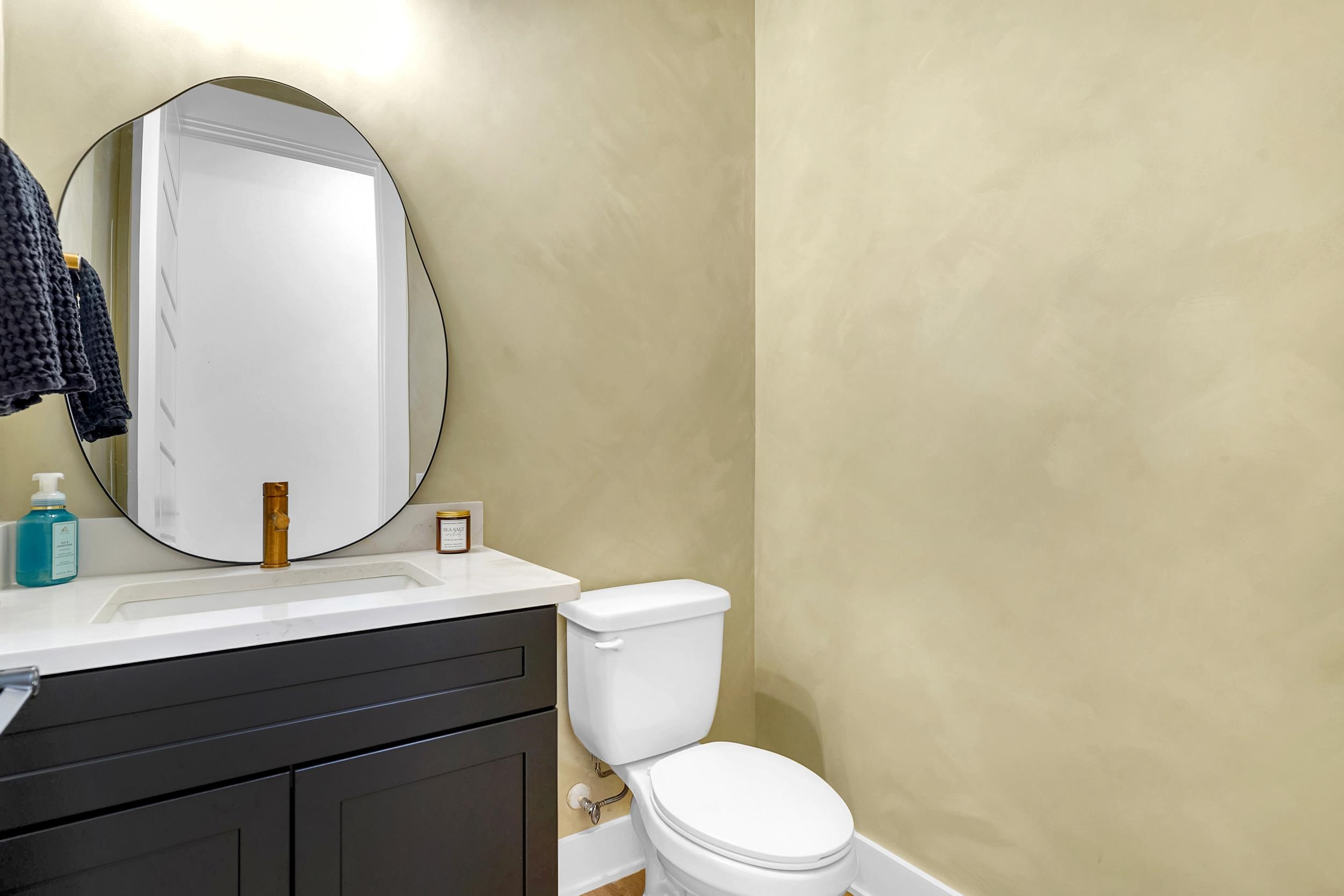 Image 11 of 59 For 64 Oak Cluster Ln