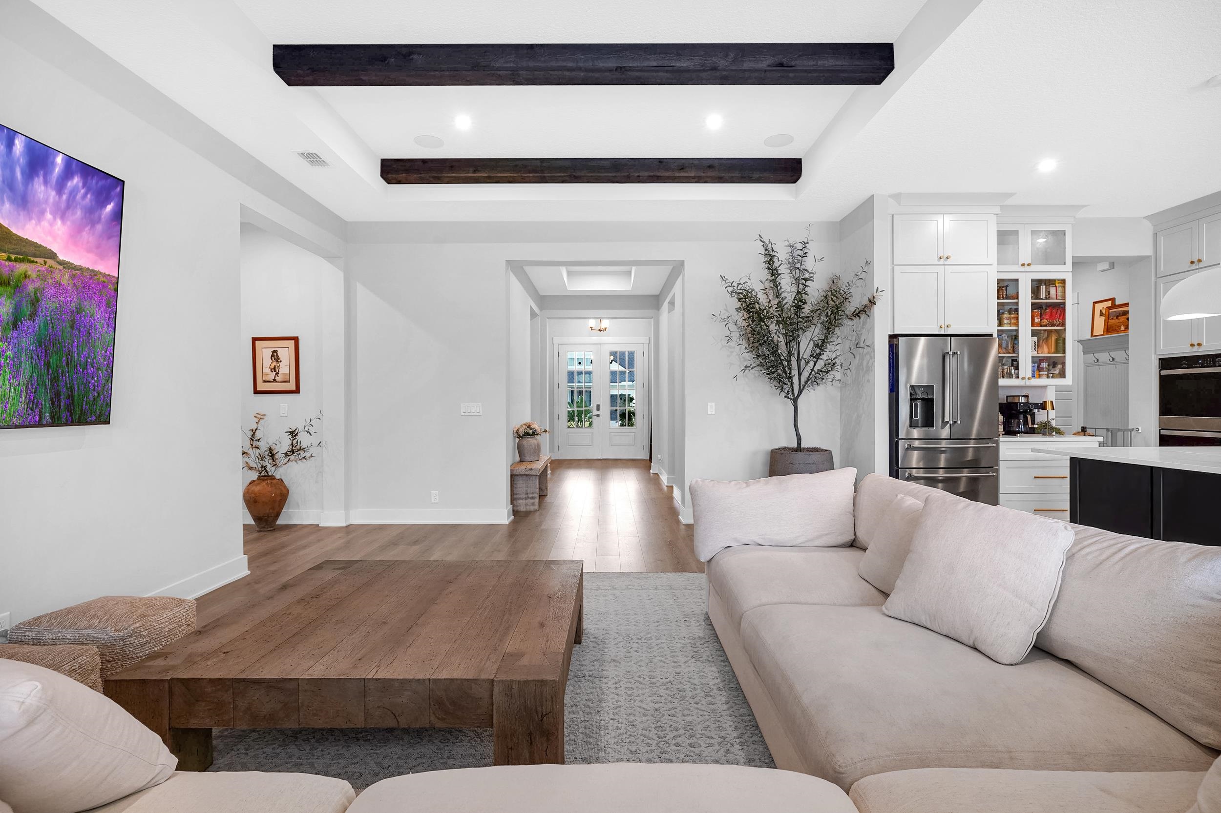 Image 23 of 59 For 64 Oak Cluster Ln