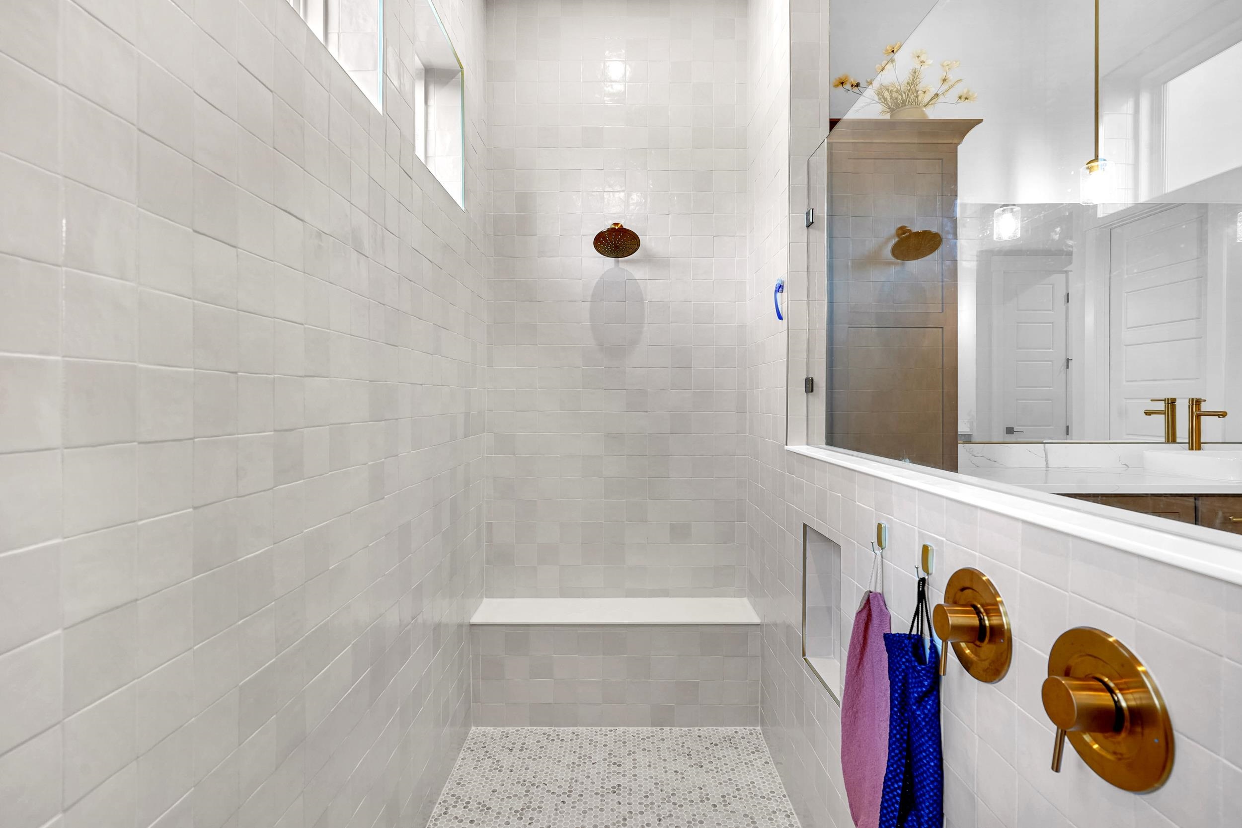 Image 39 of 59 For 64 Oak Cluster Ln