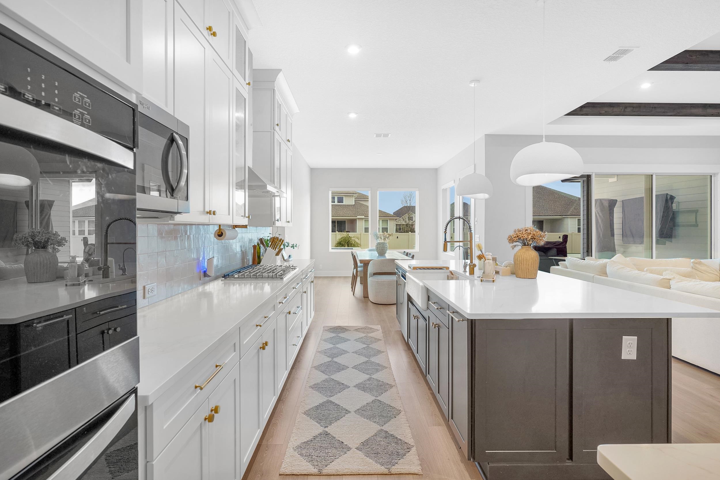 Image 4 of 59 For 64 Oak Cluster Ln