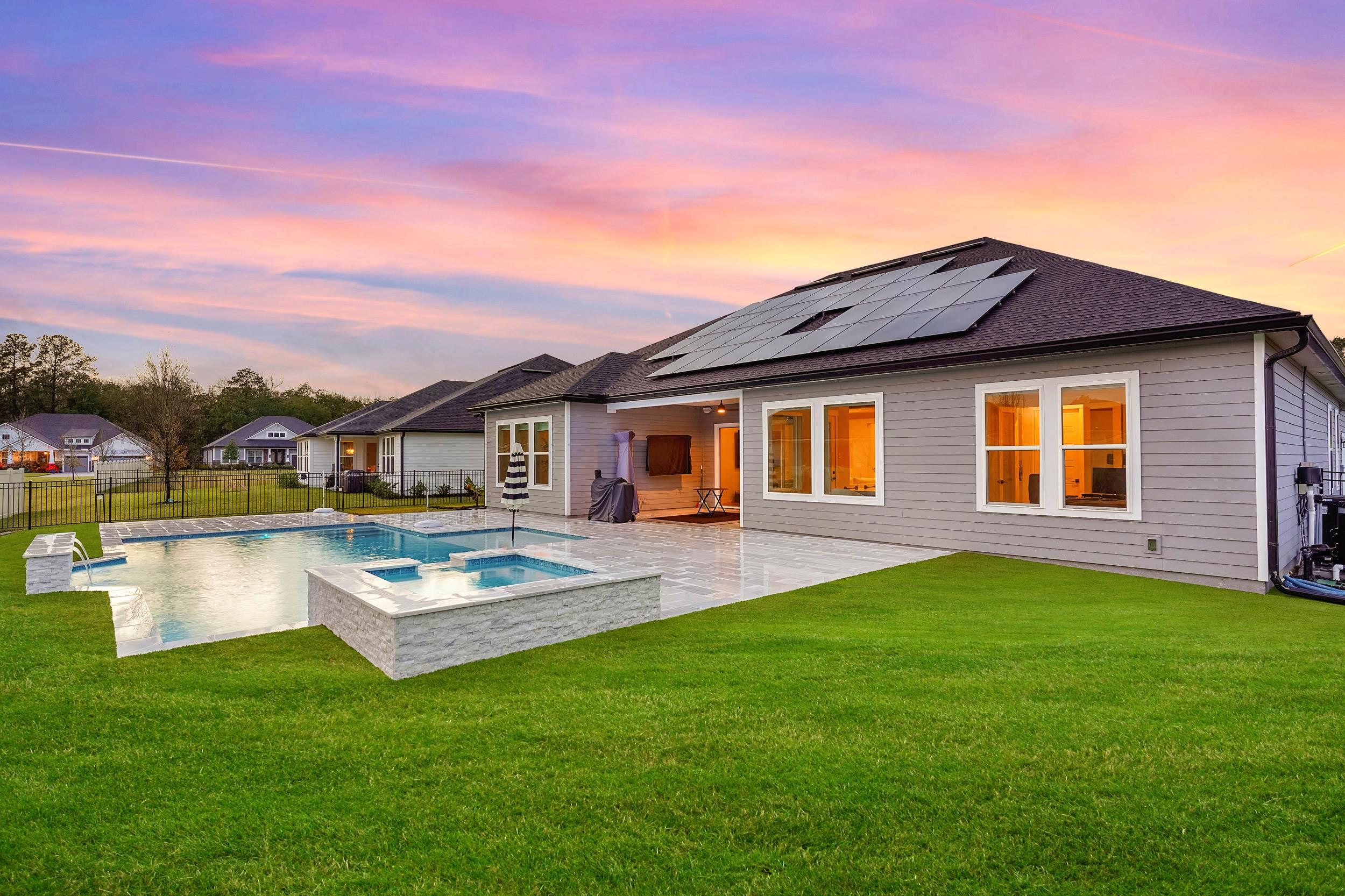 Image 42 of 59 For 64 Oak Cluster Ln