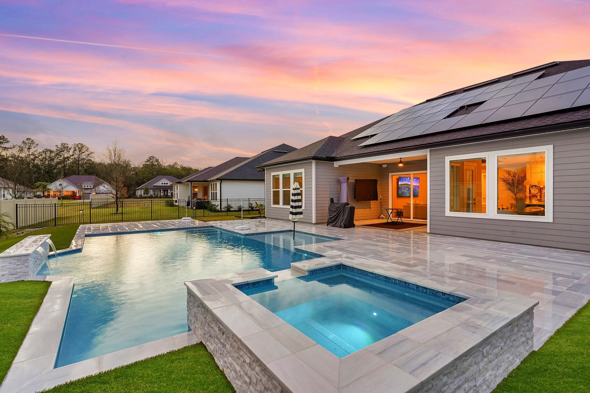 Image 45 of 59 For 64 Oak Cluster Ln