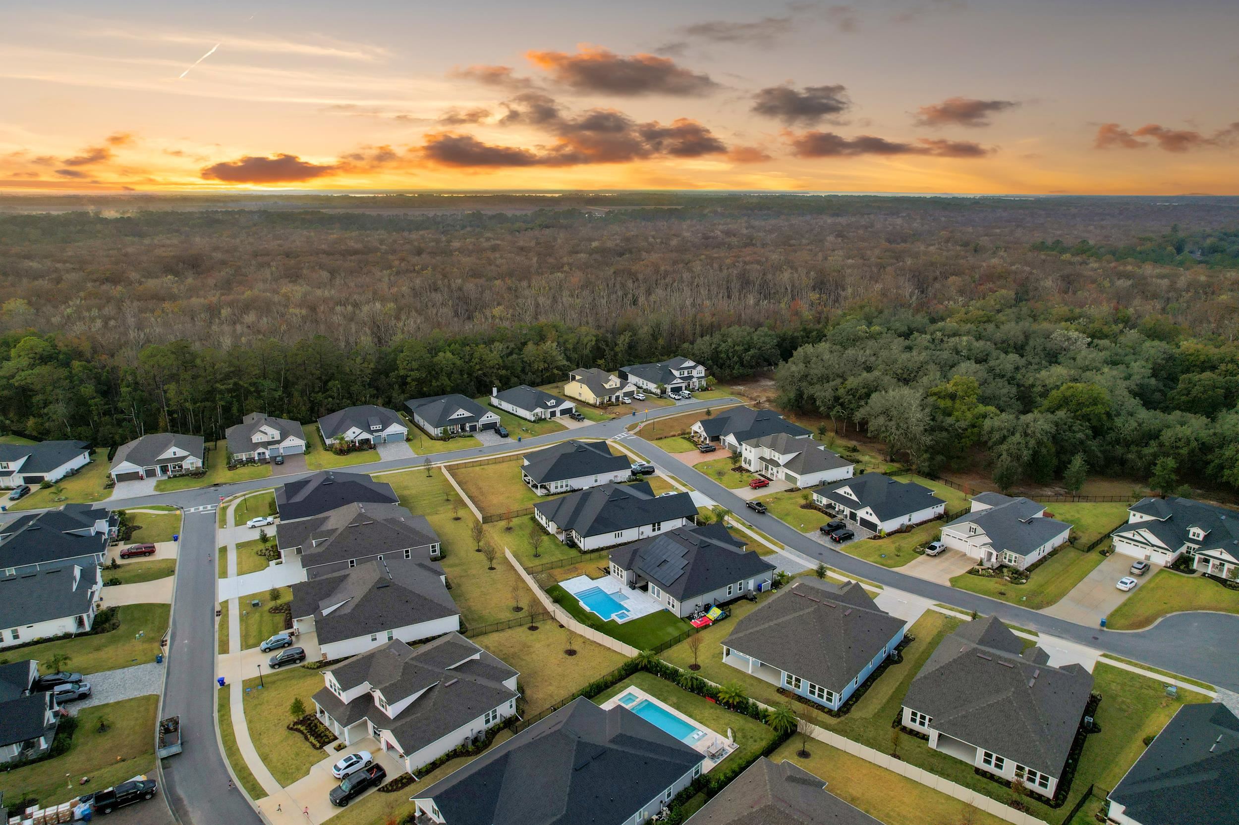 Image 49 of 59 For 64 Oak Cluster Ln