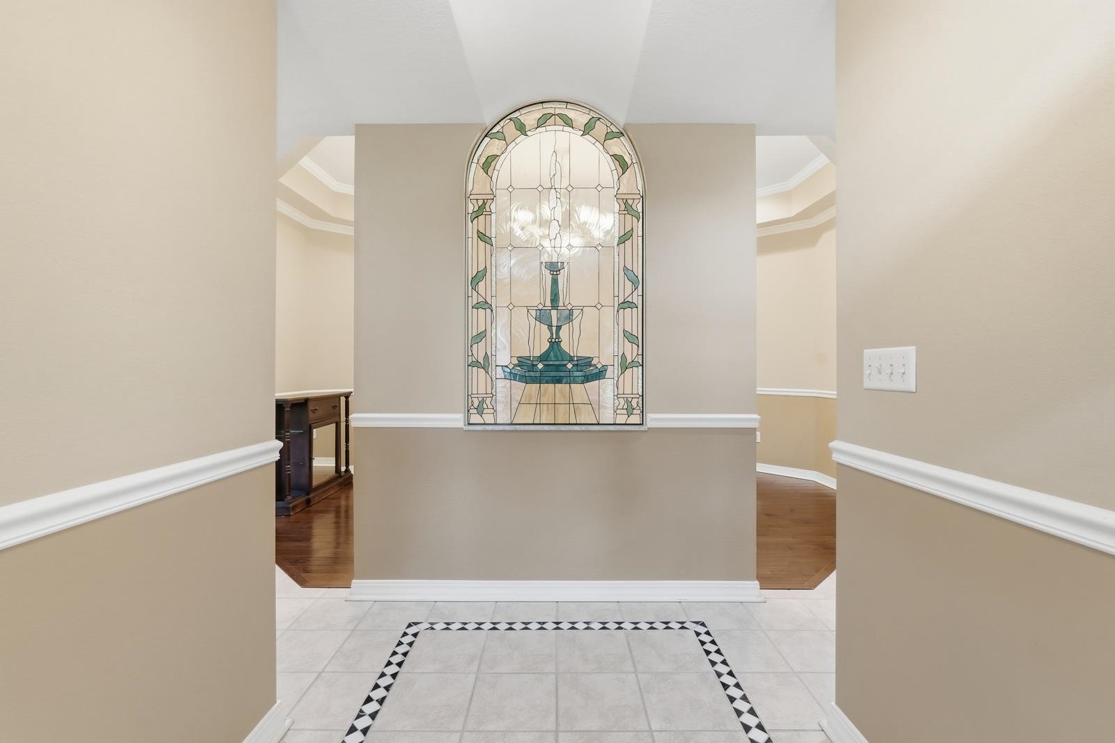 Image 13 of 62 For 241 Crystal Cove Dr