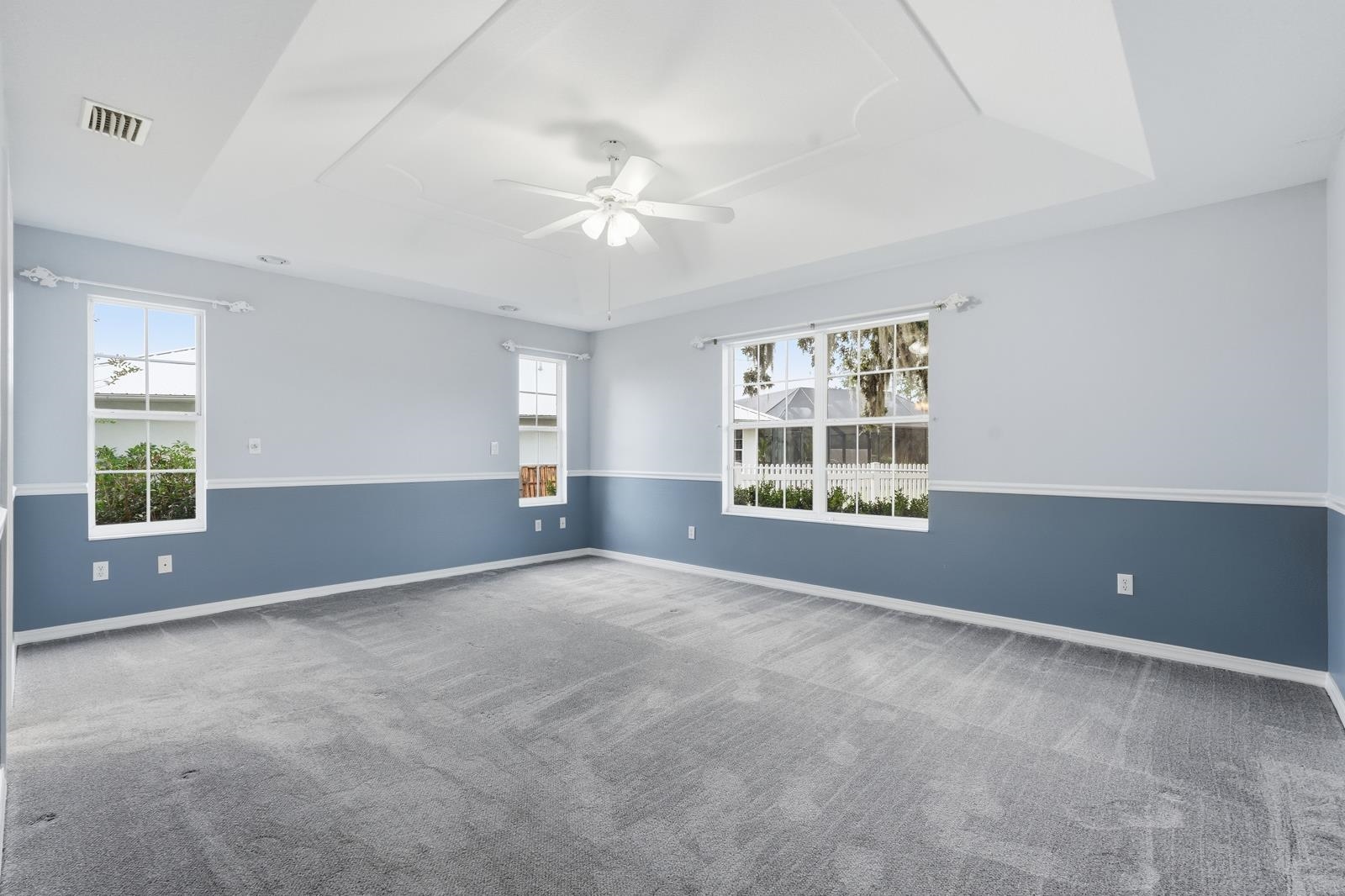 Image 29 of 62 For 241 Crystal Cove Dr