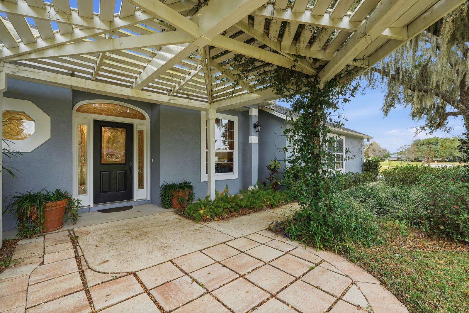 Image 8 of 62 For 241 Crystal Cove Dr