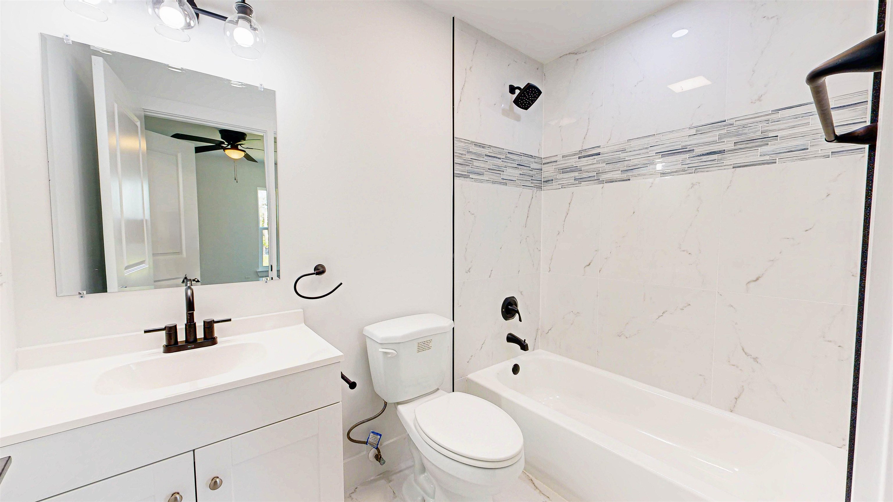 Image 17 of 33 For 7975 A1a South