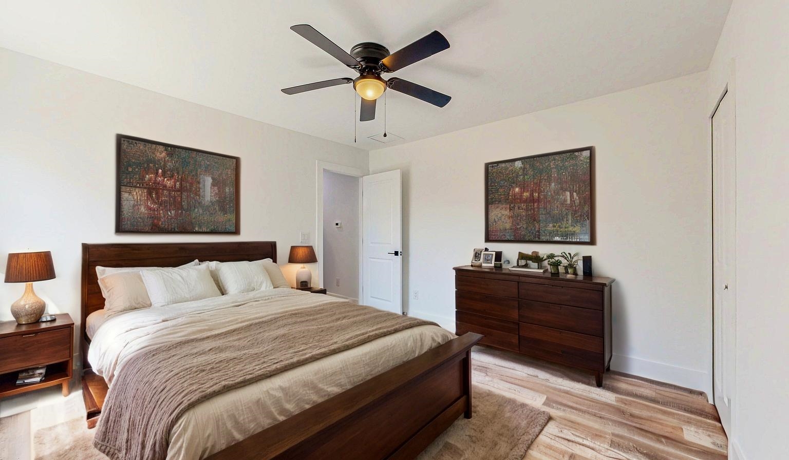 Image 22 of 33 For 7975 A1a South