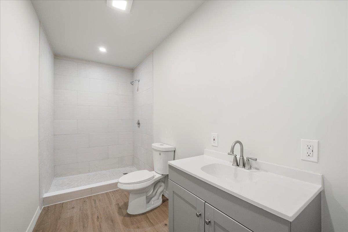 Image 13 of 46 For 13555 County Road 13