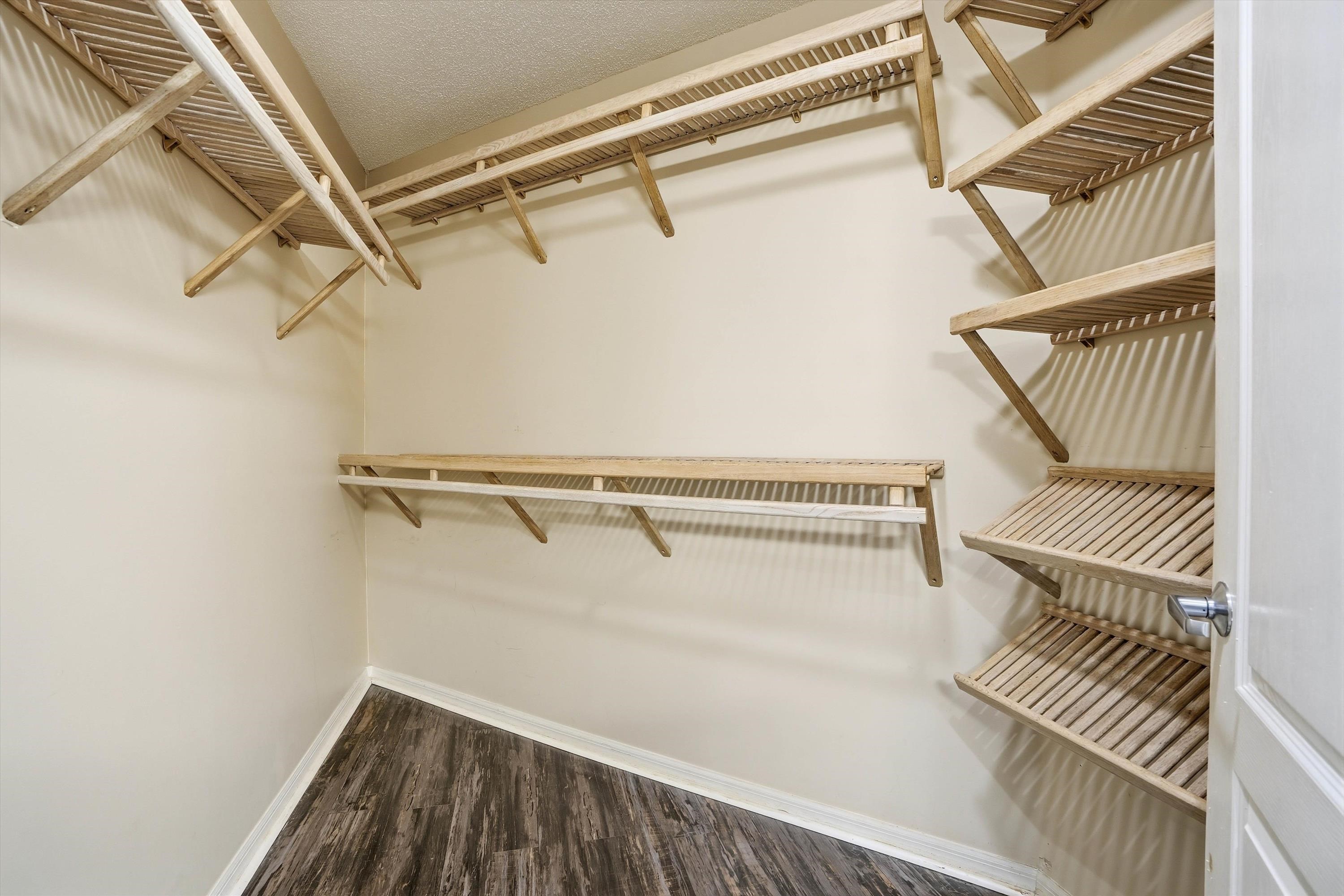 Image 11 of 38 For 48 Lee Dr  