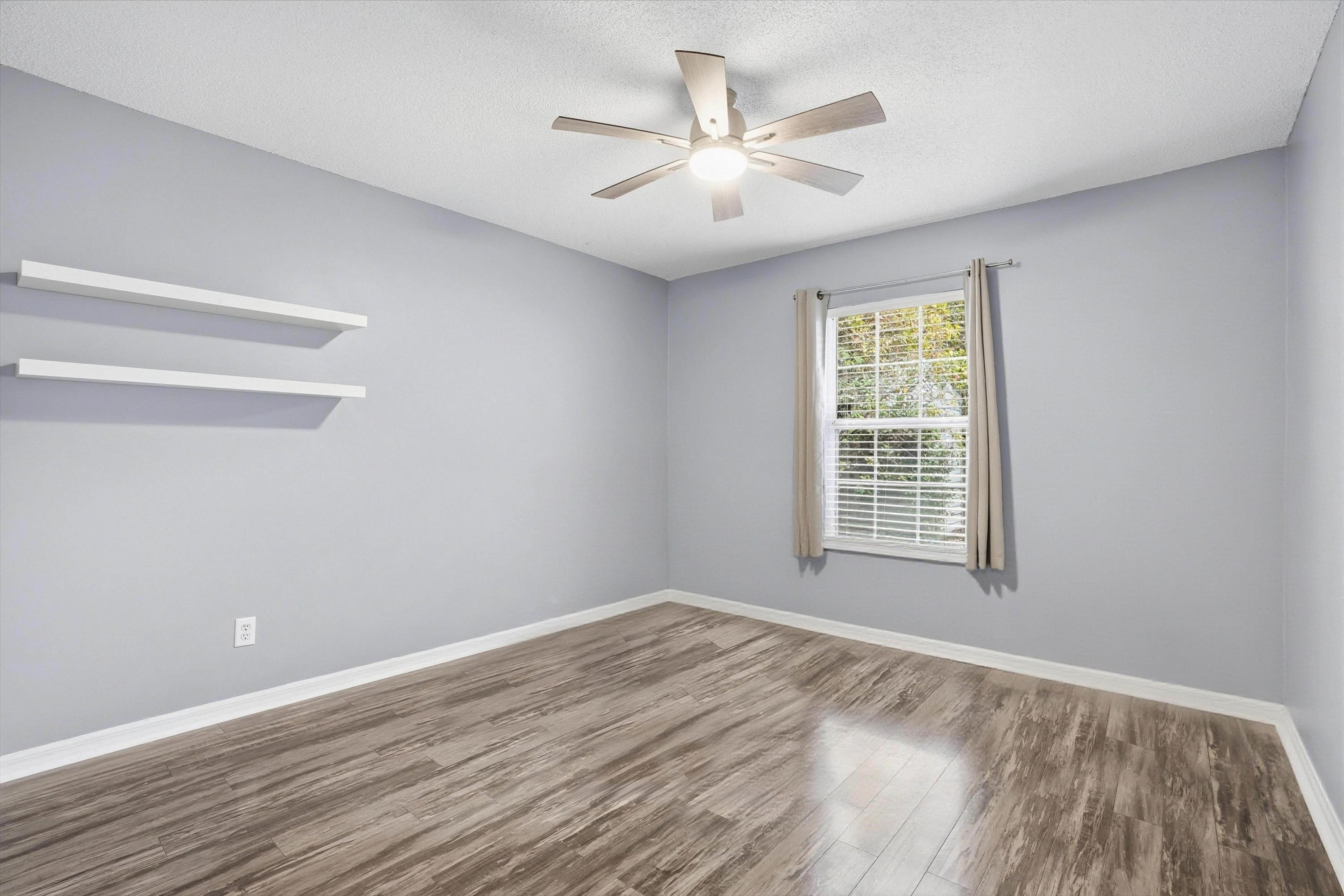 Image 18 of 38 For 48 Lee Dr  