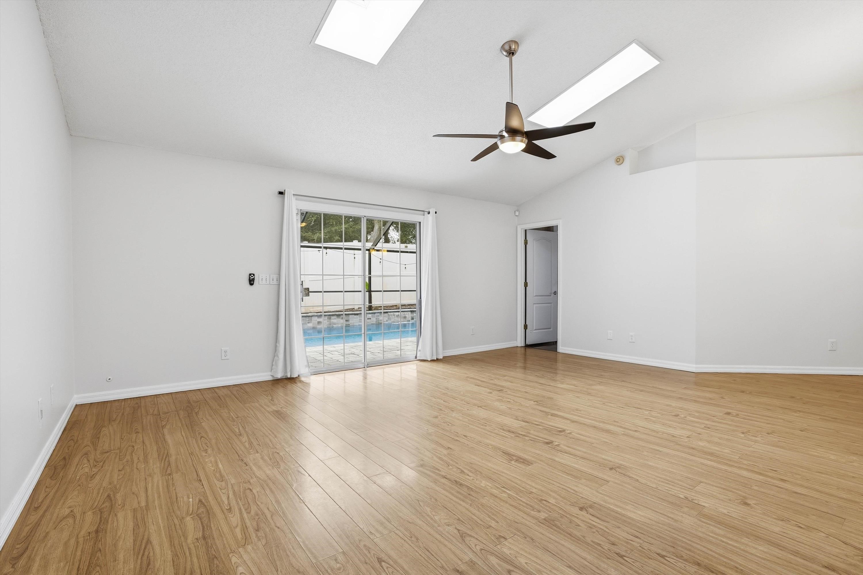 Image 26 of 38 For 48 Lee Dr  