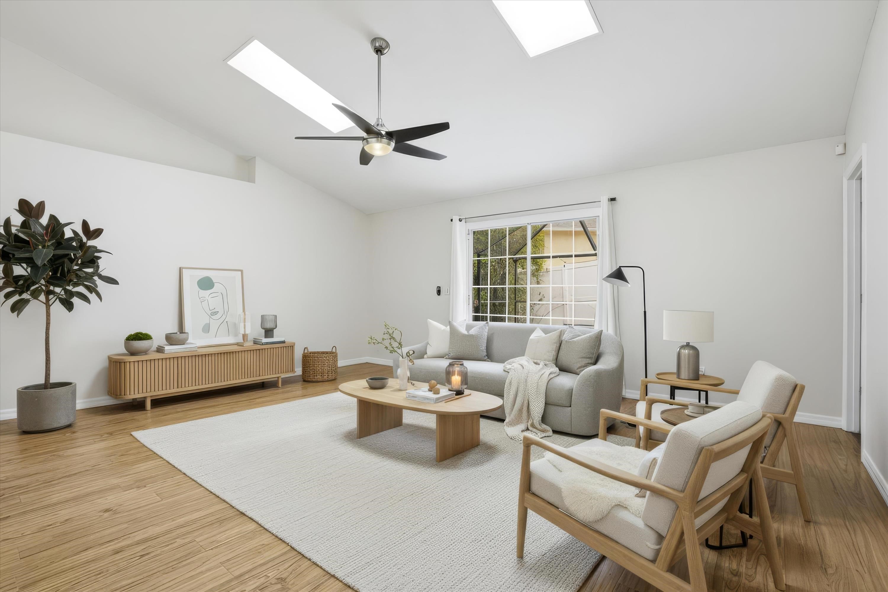 Image 4 of 38 For 48 Lee Dr  