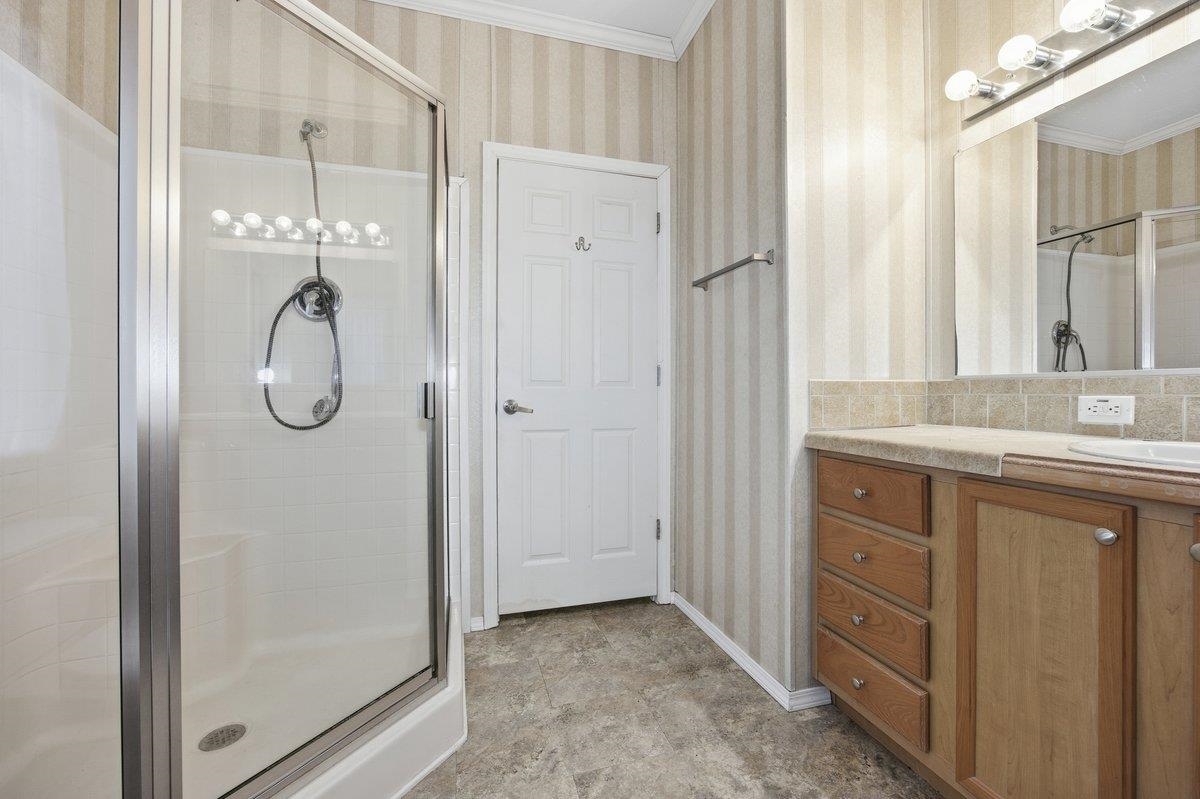 Image 7 of 16 For 4881 Avenue B