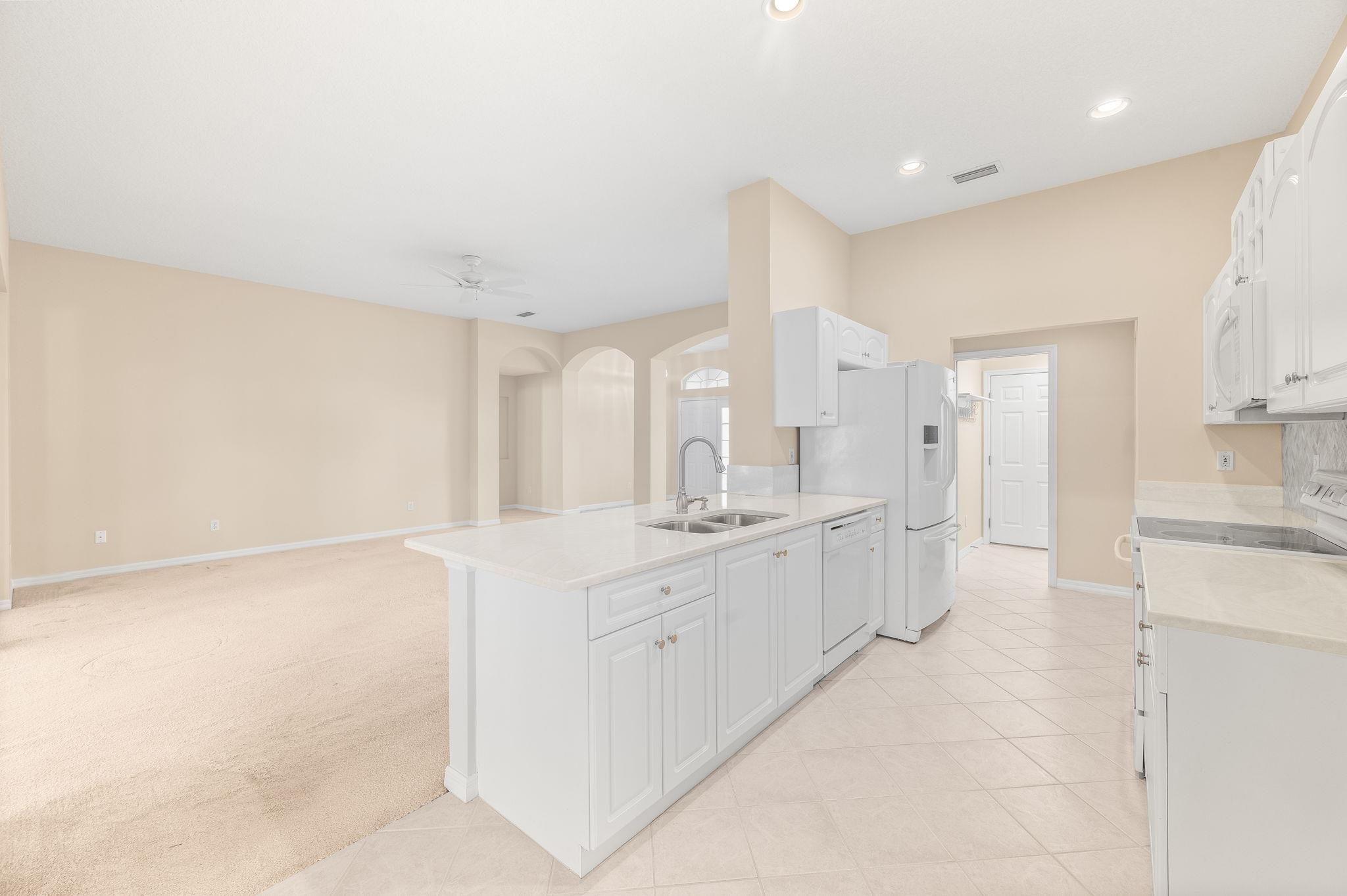 Image 10 of 44 For 284 San Nicolas Way