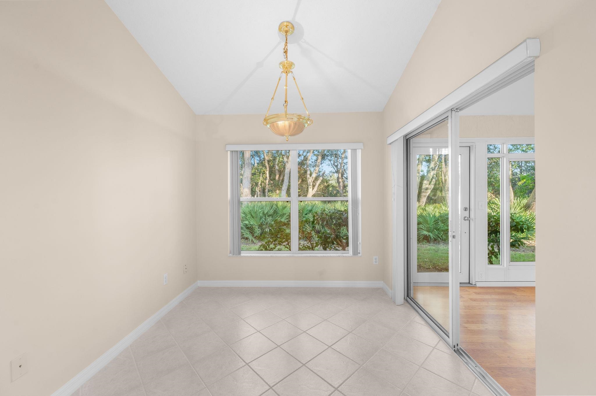 Image 16 of 44 For 284 San Nicolas Way