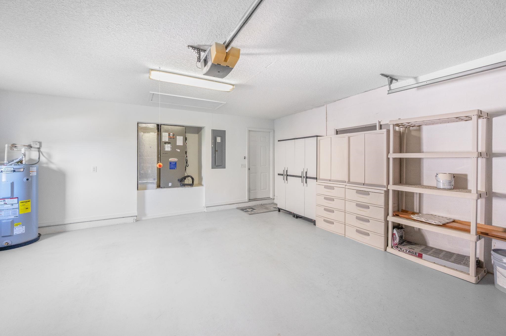 Image 36 of 44 For 284 San Nicolas Way