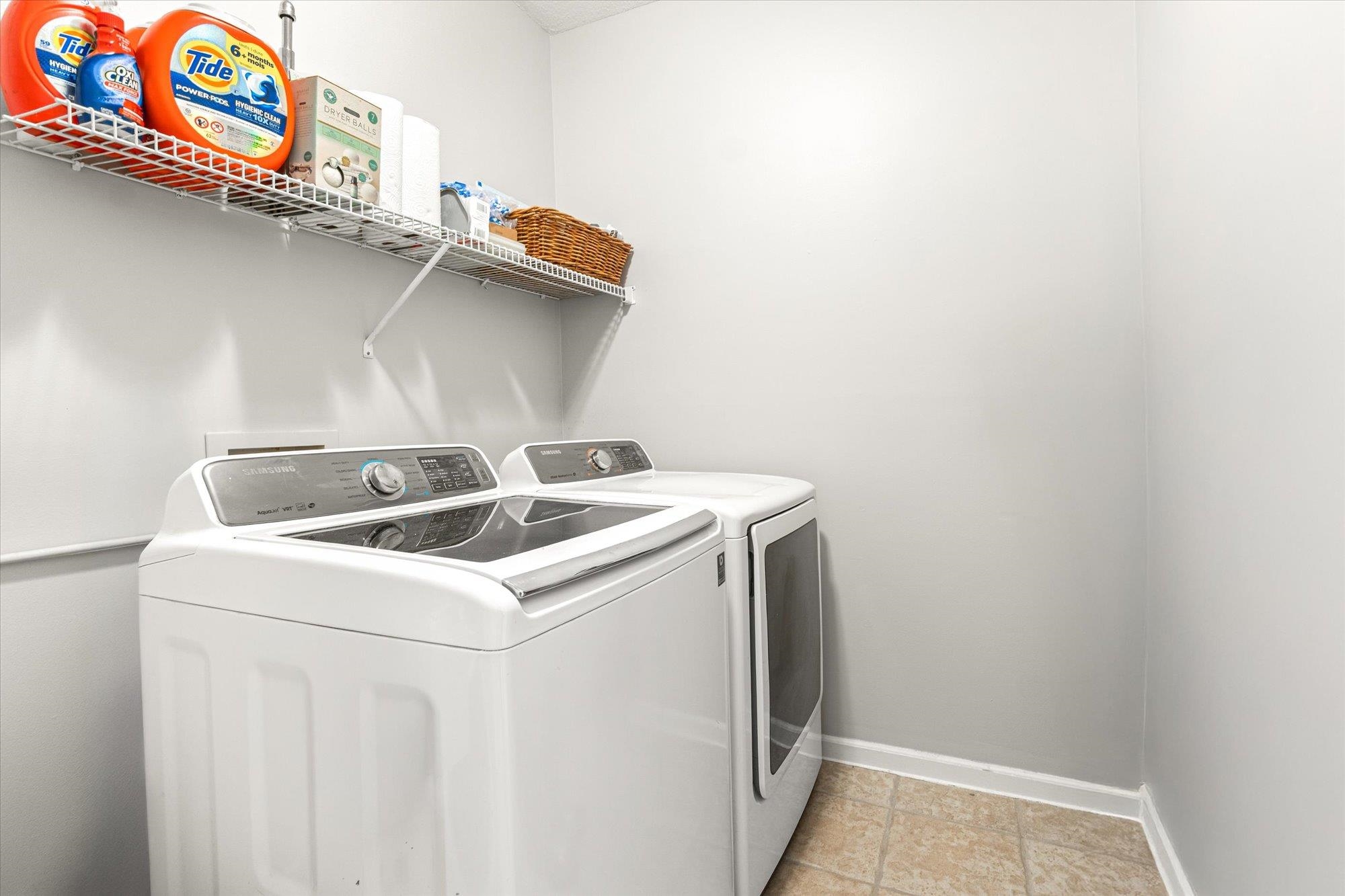 Image 34 of 55 For 606 Teeside Court