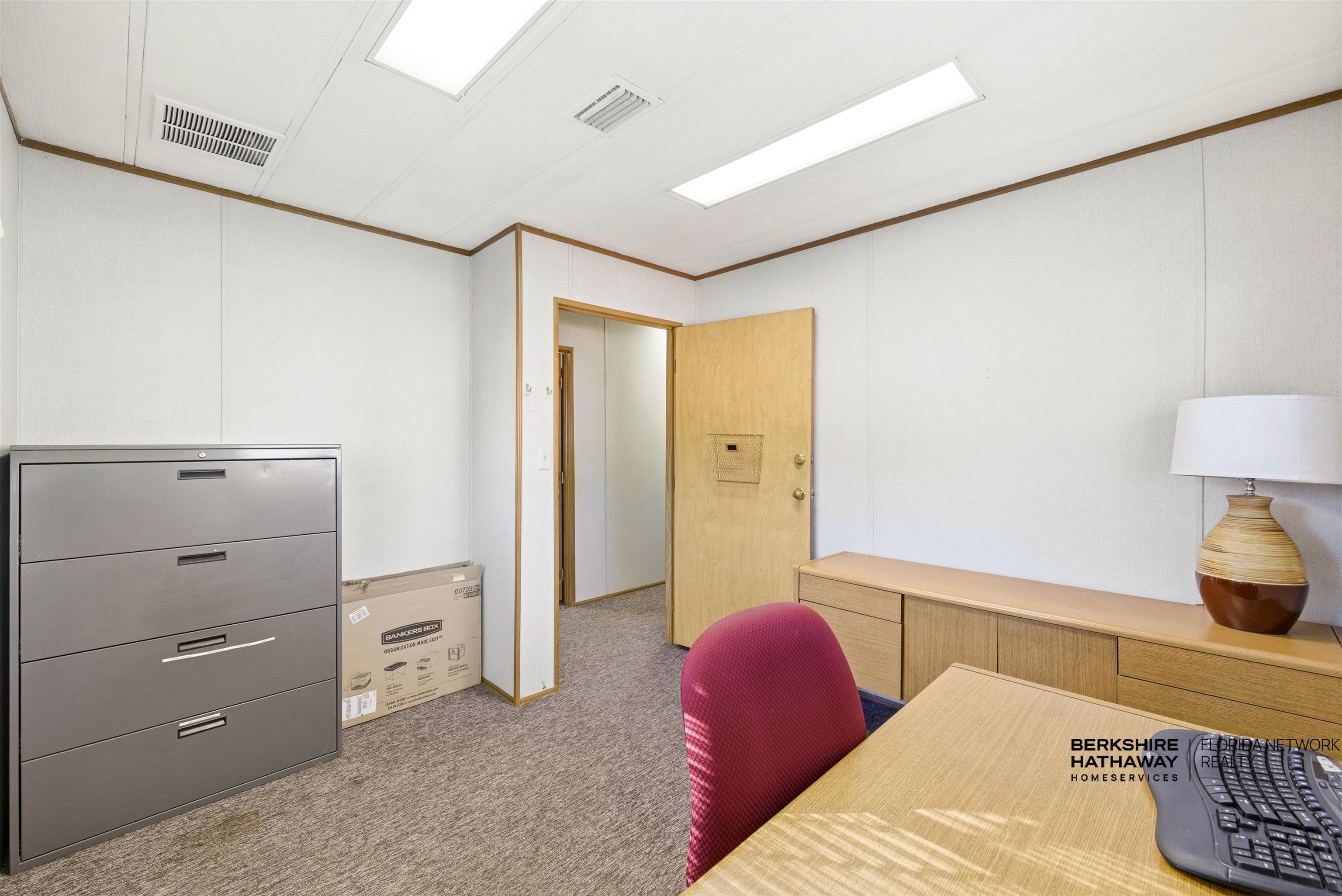 Image 16 of 21 For 5876 Old Timuquana Road  Bldg 2