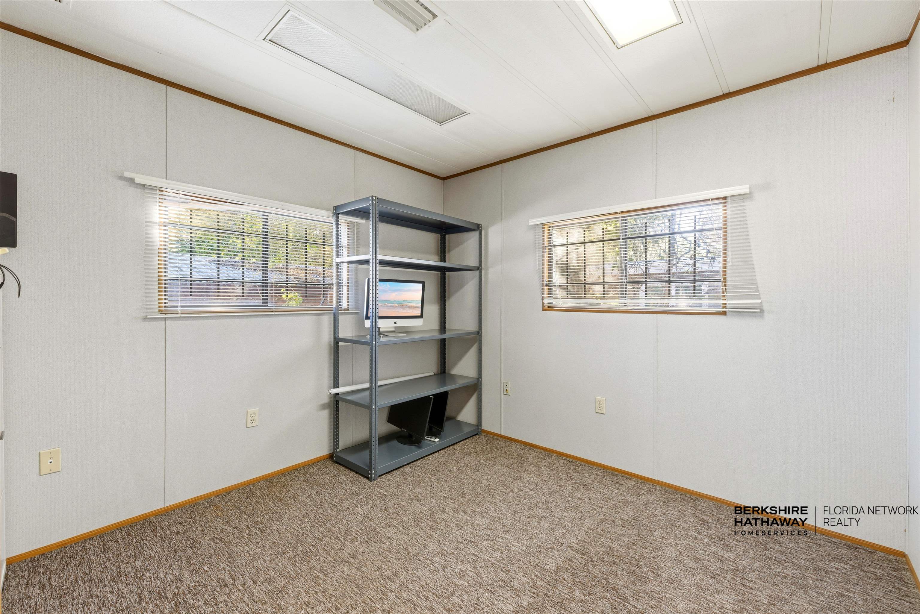 Image 18 of 21 For 5876 Old Timuquana Road  Bldg 2