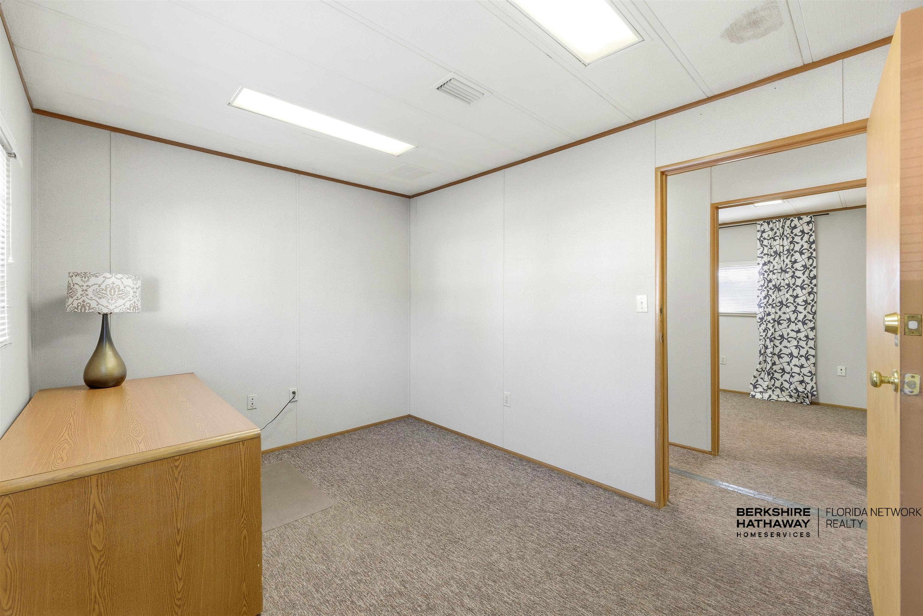 Image 19 of 21 For 5876 Old Timuquana Road  Bldg 2