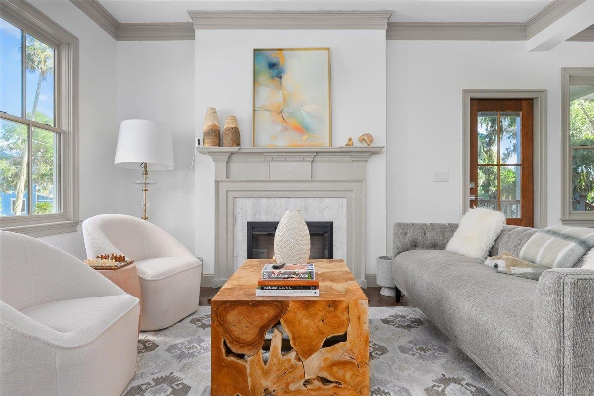 Image 14 of 39 For 117 Hotel St