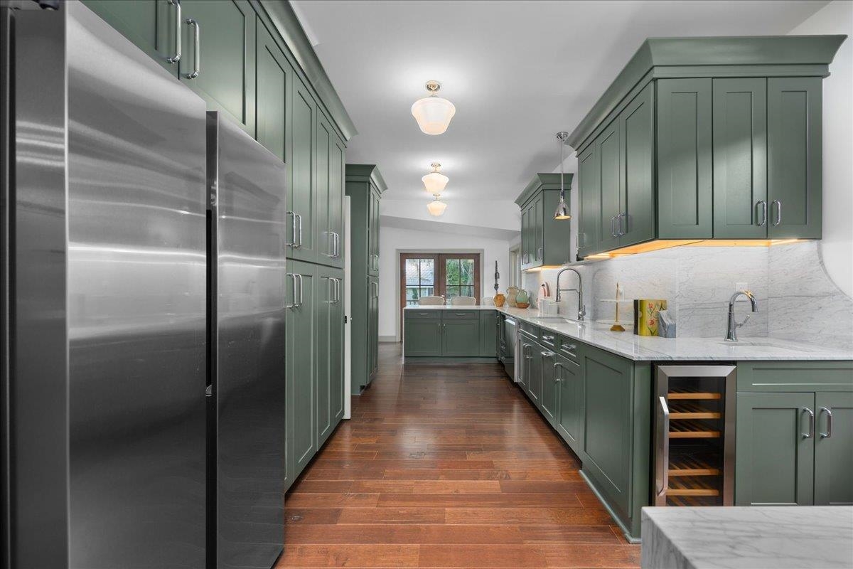 Image 2 of 39 For 117 Hotel St