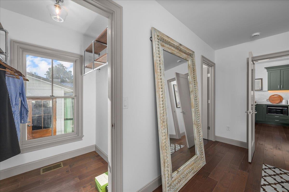 Image 23 of 39 For 117 Hotel St