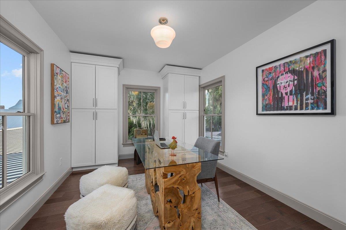 Image 26 of 39 For 117 Hotel St