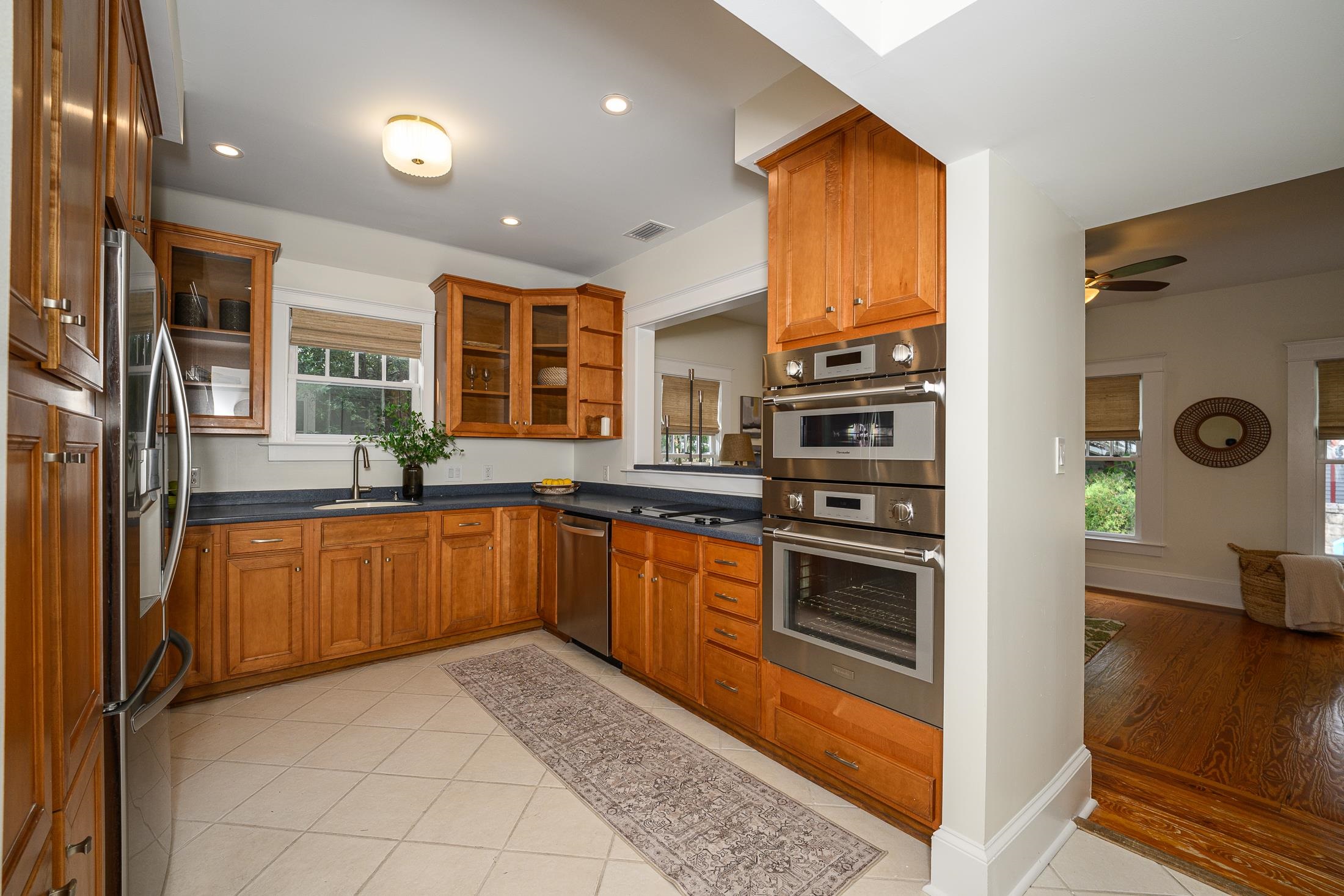 Image 16 of 61 For 4 Milton St  