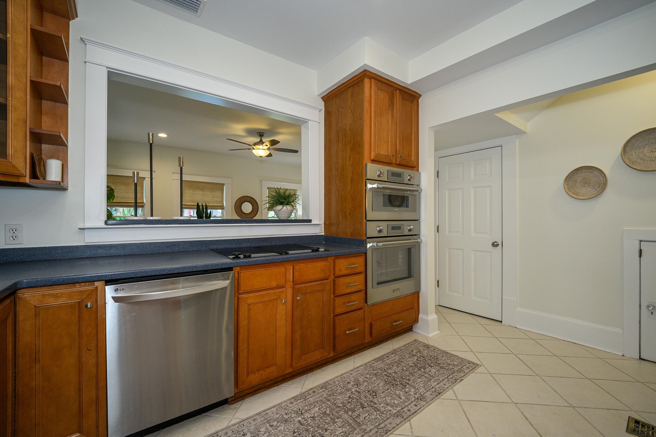 Image 21 of 61 For 4 Milton St  