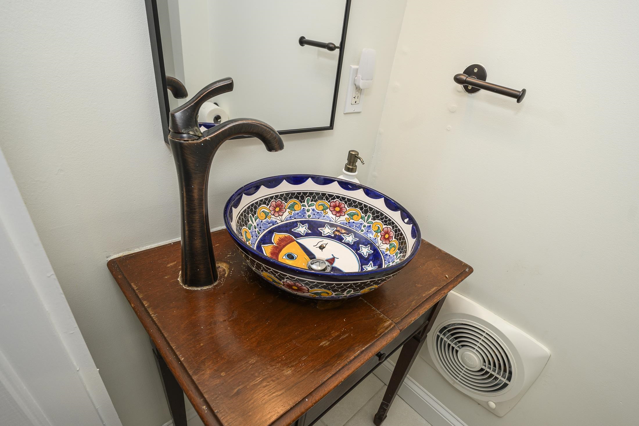 Image 22 of 61 For 4 Milton St  