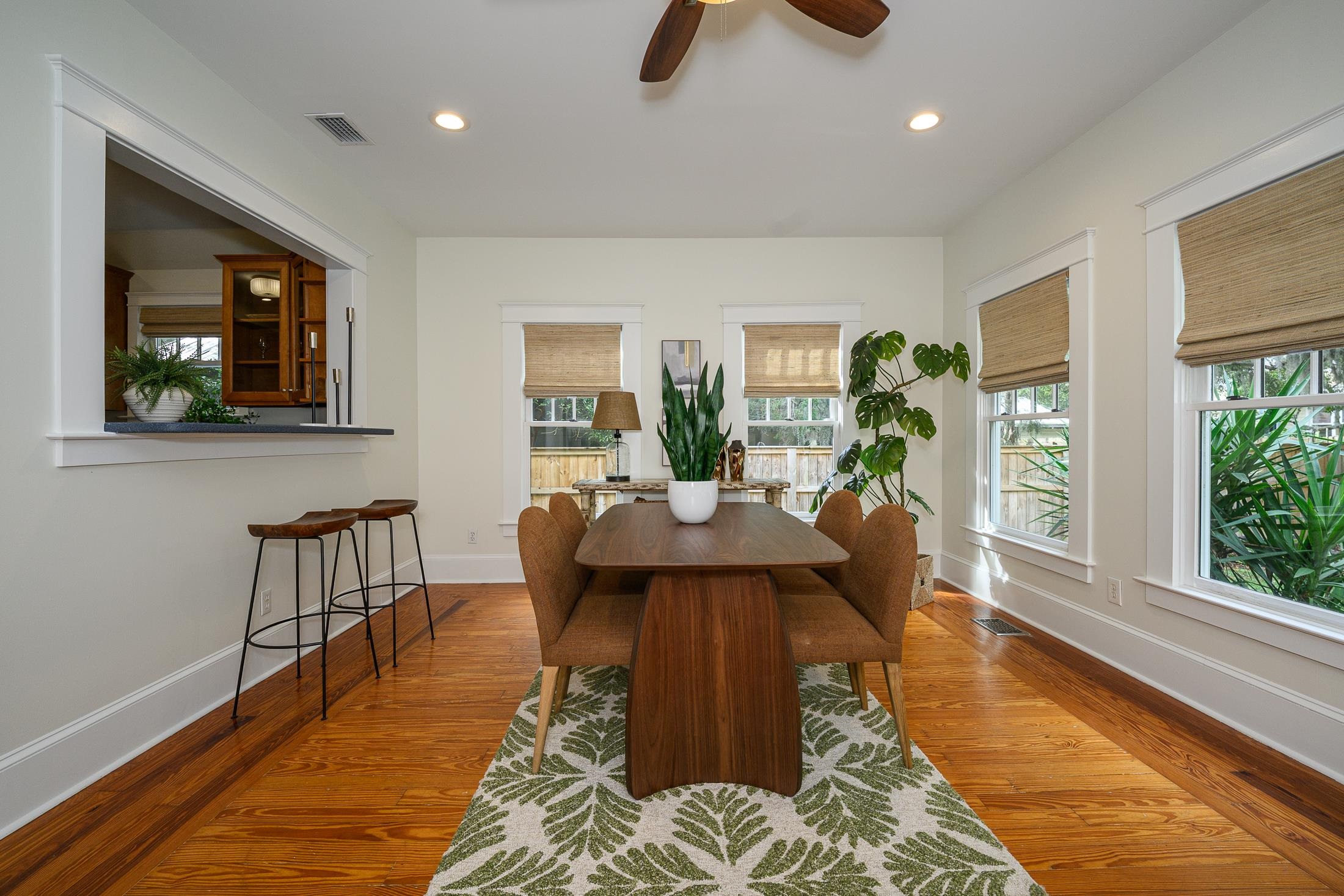 Image 25 of 61 For 4 Milton St  