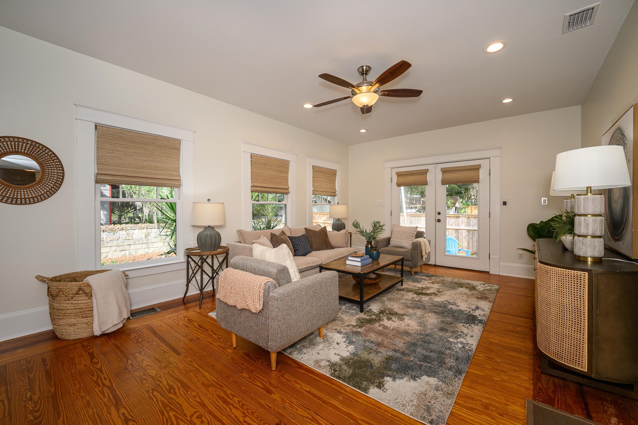 Image 30 of 61 For 4 Milton St  