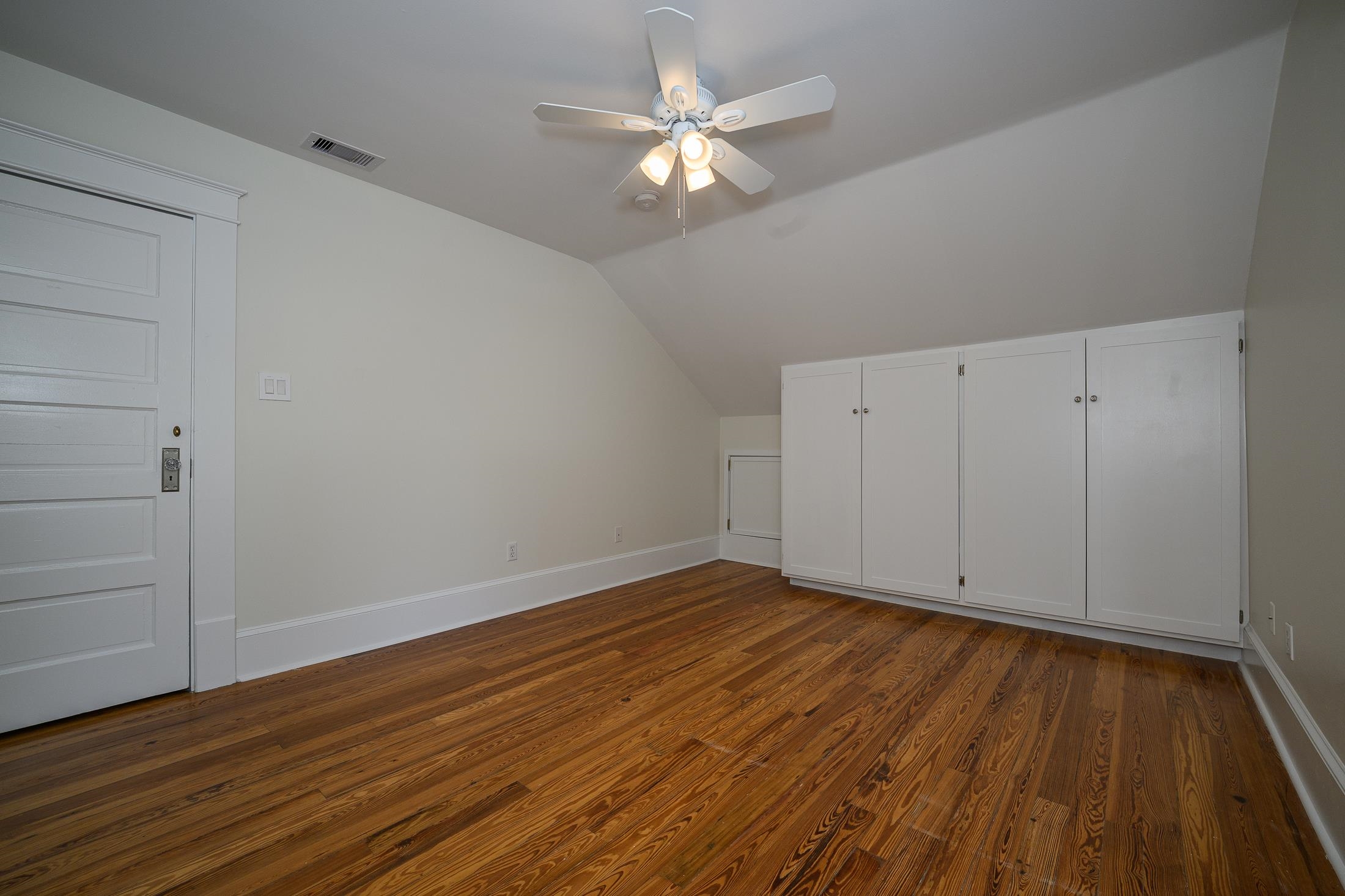 Image 42 of 61 For 4 Milton St  