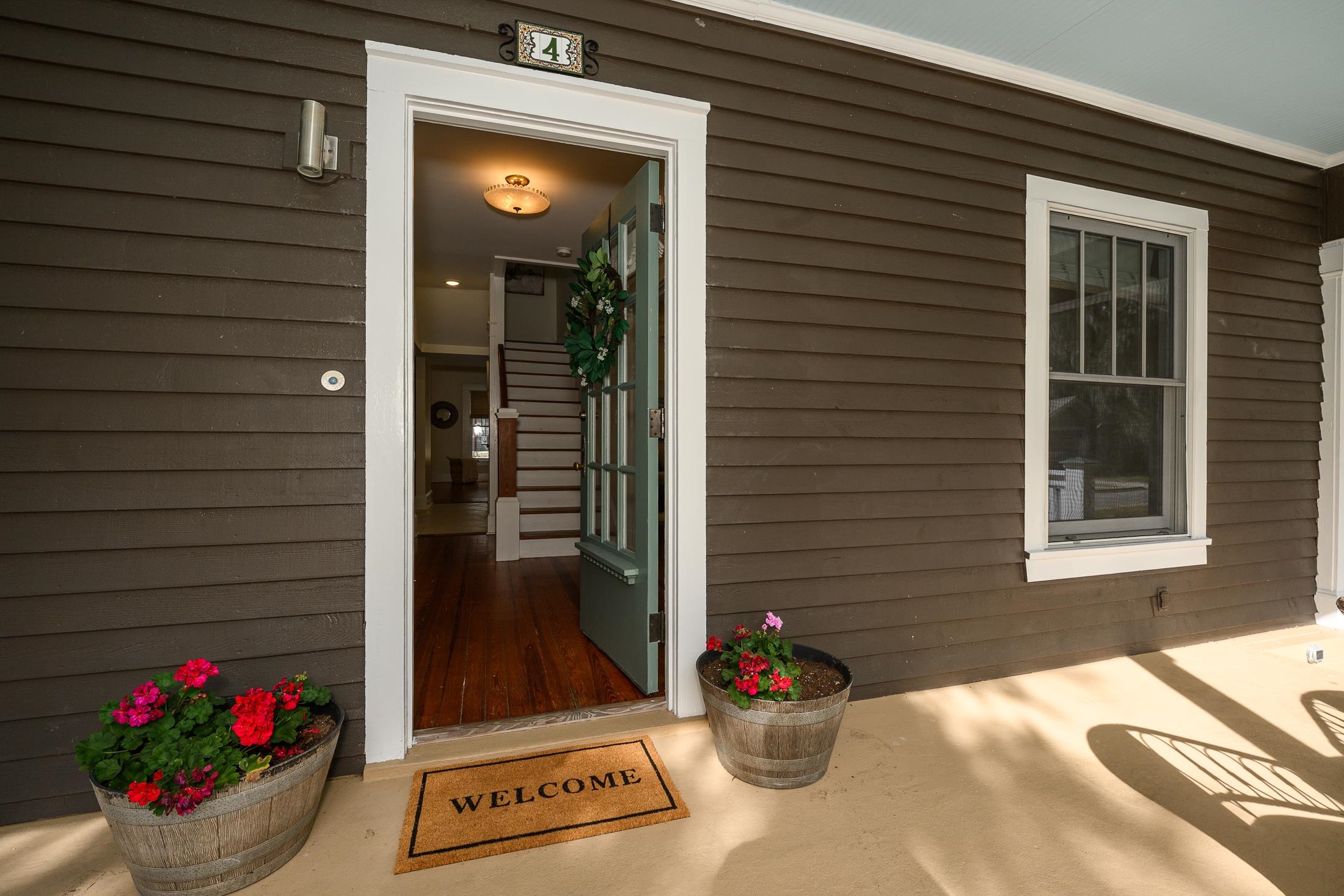 Image 6 of 61 For 4 Milton St  