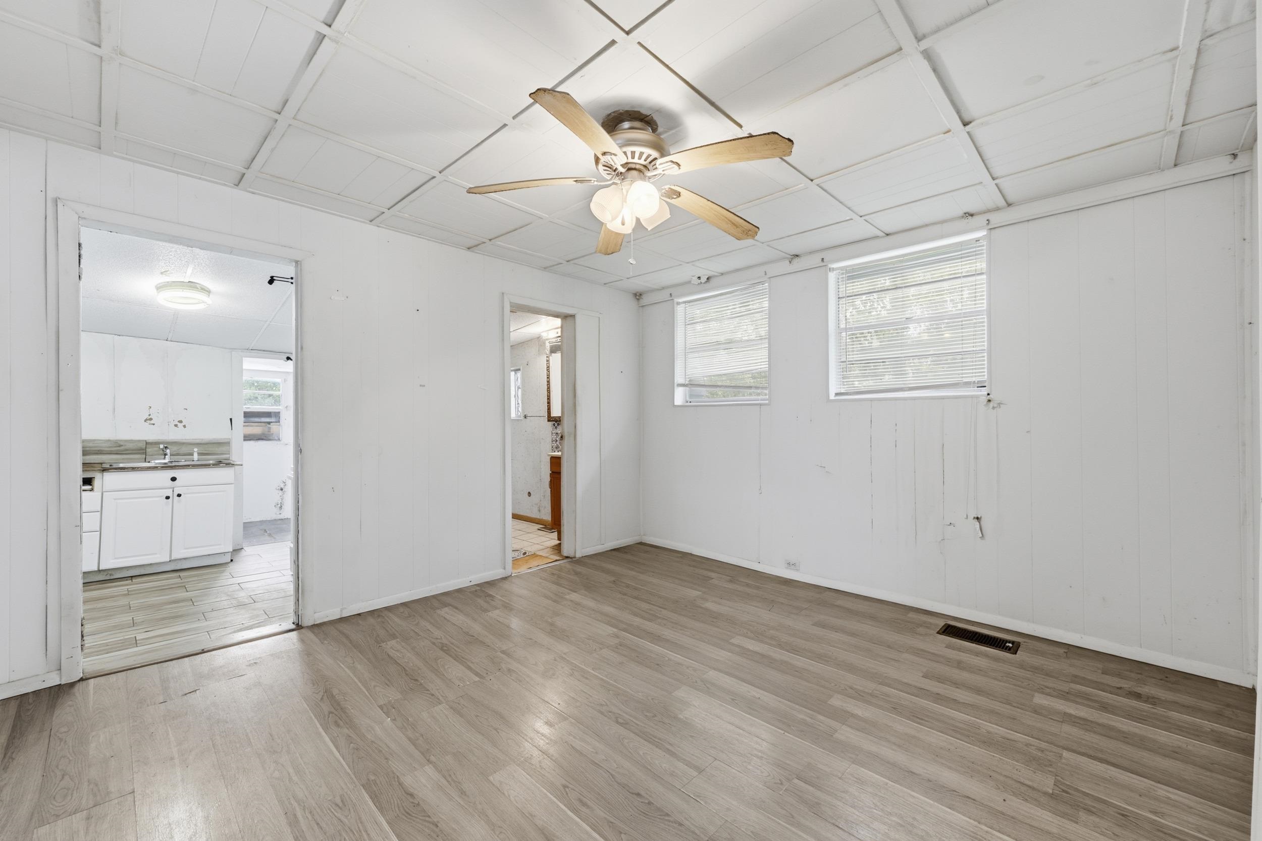 Image 6 of 15 For 84 Weeden Street