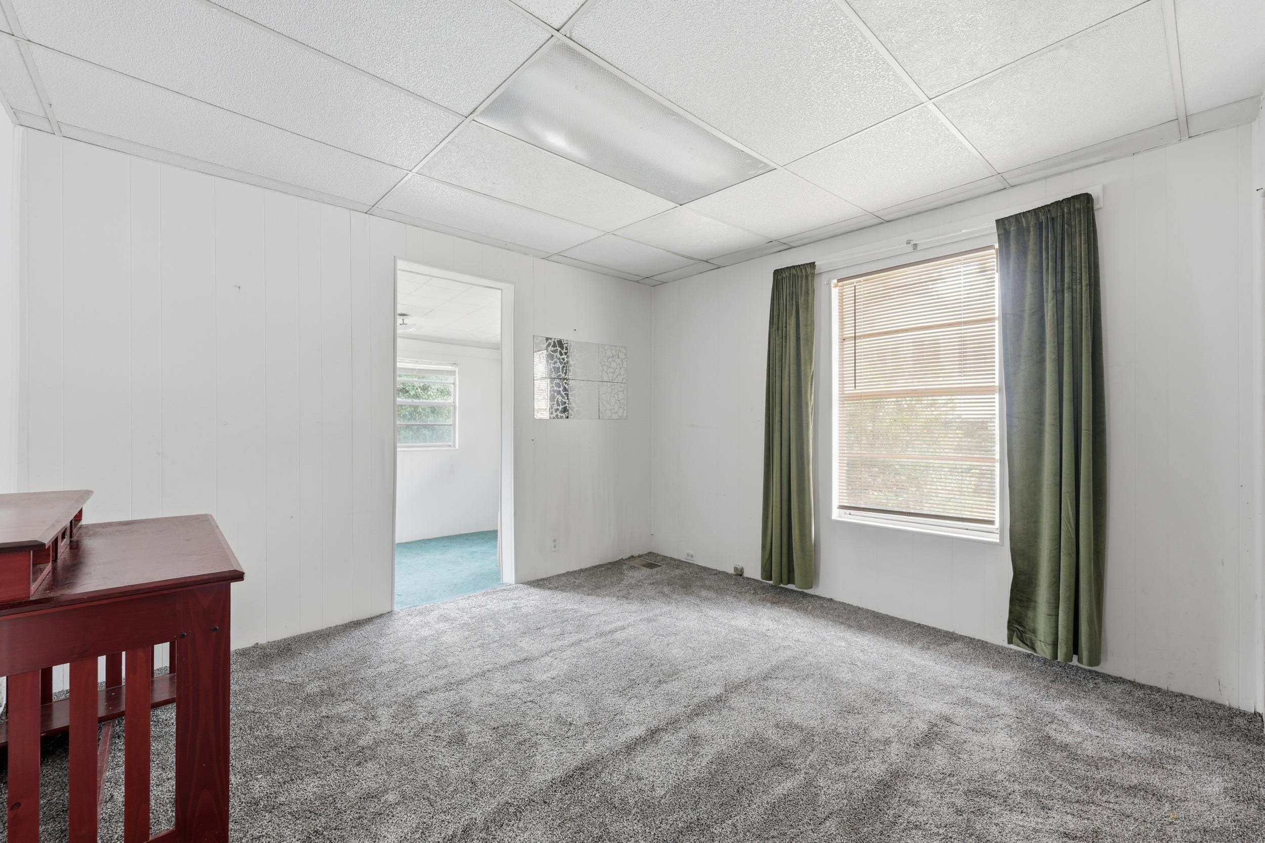 Image 9 of 15 For 84 Weeden Street