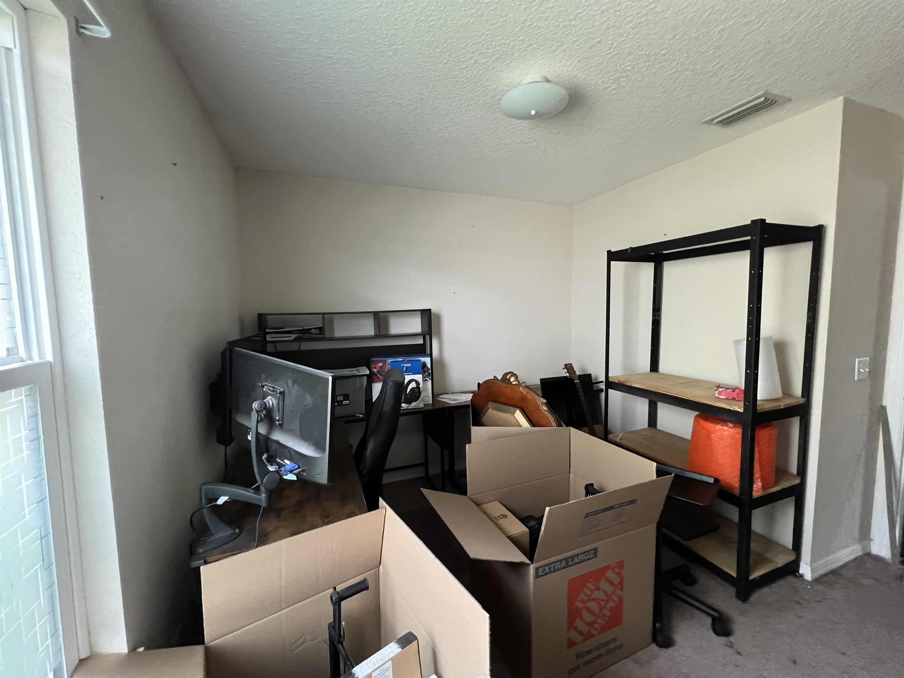 Image 15 of 29 For 921 Avery St