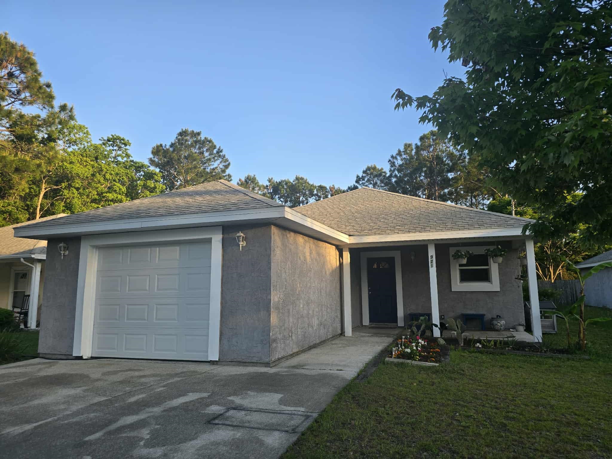 Image 25 of 29 For 921 Avery St