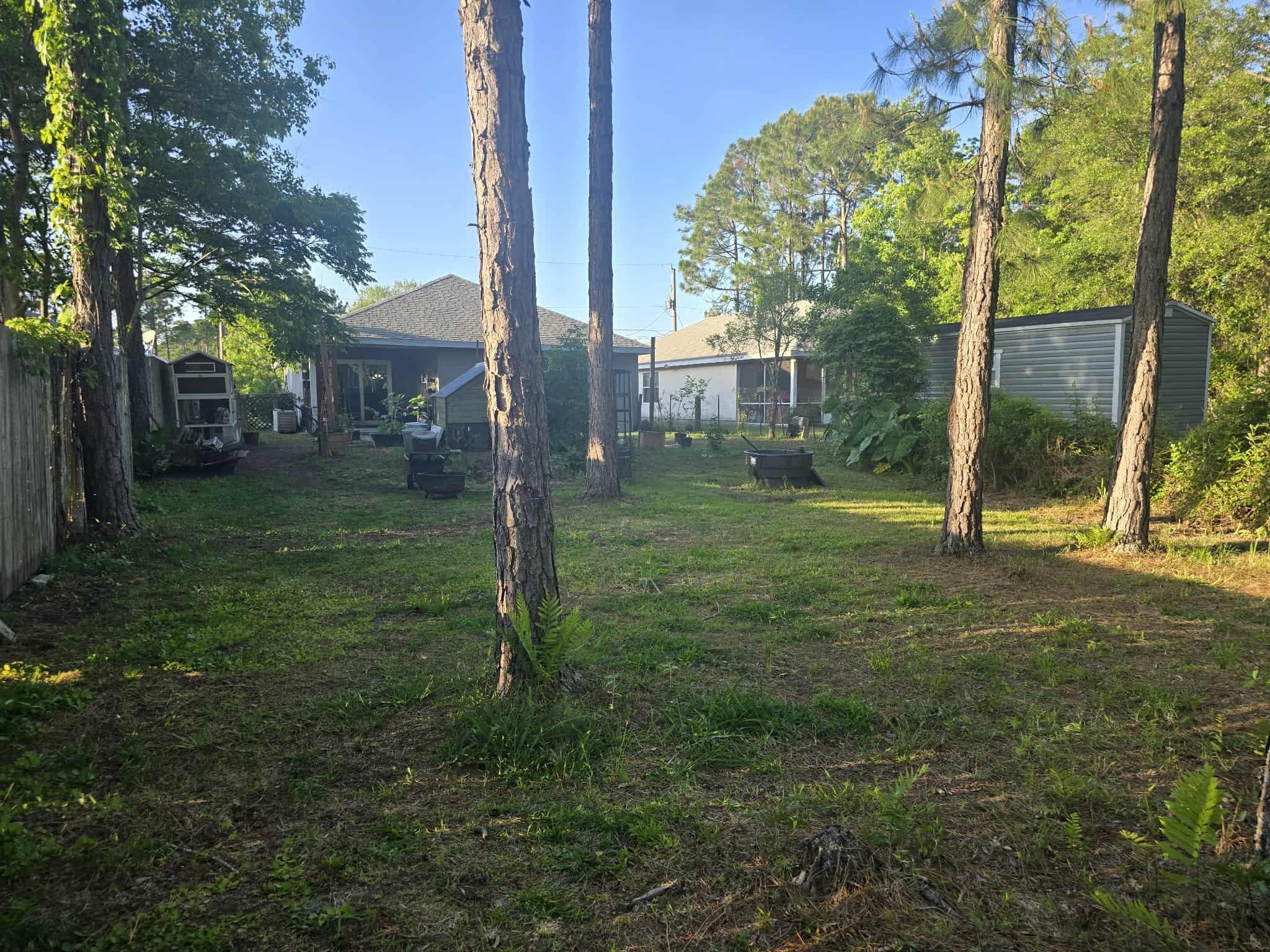 Image 8 of 29 For 921 Avery St