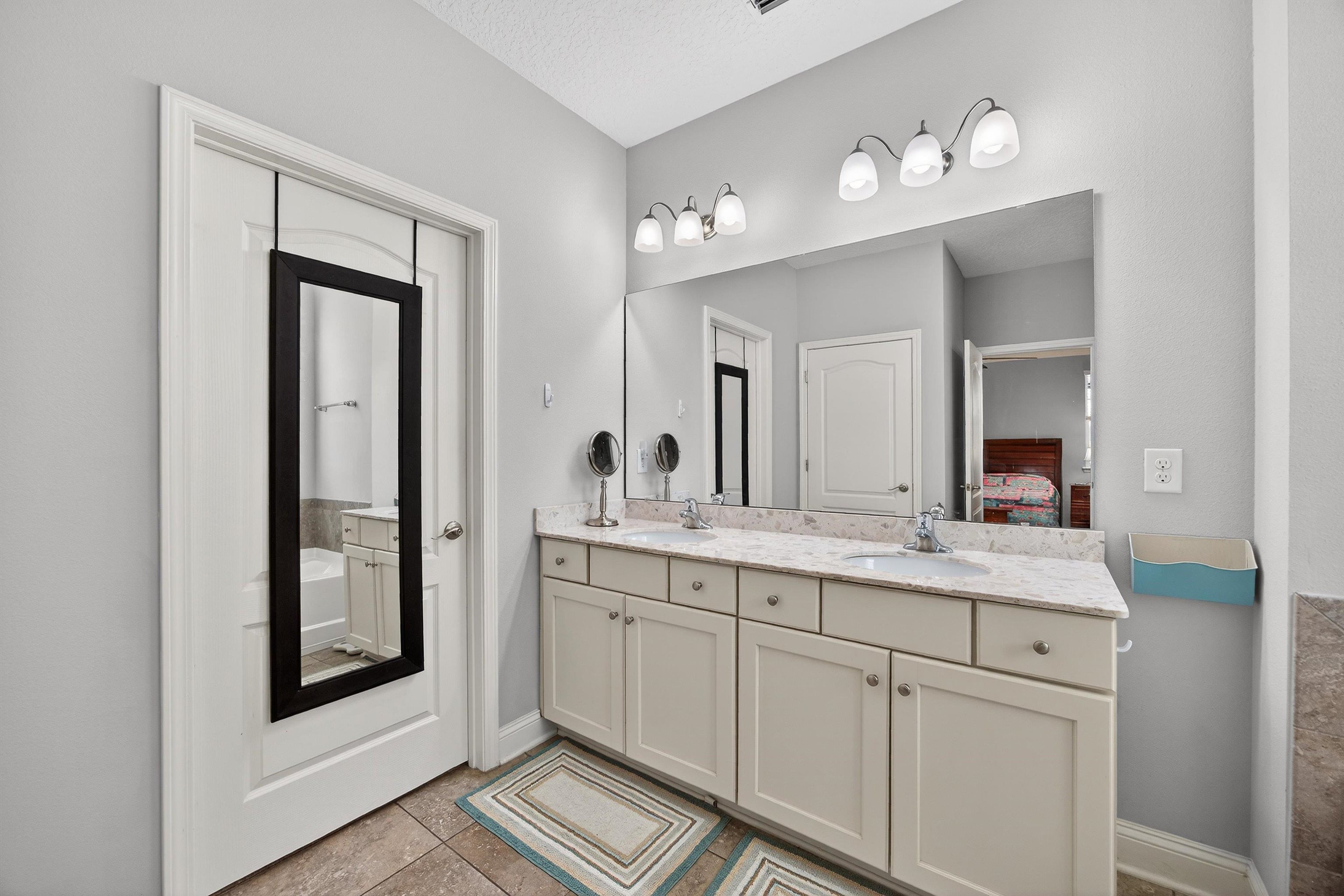 Image 12 of 37 For 50 Sierras Loop